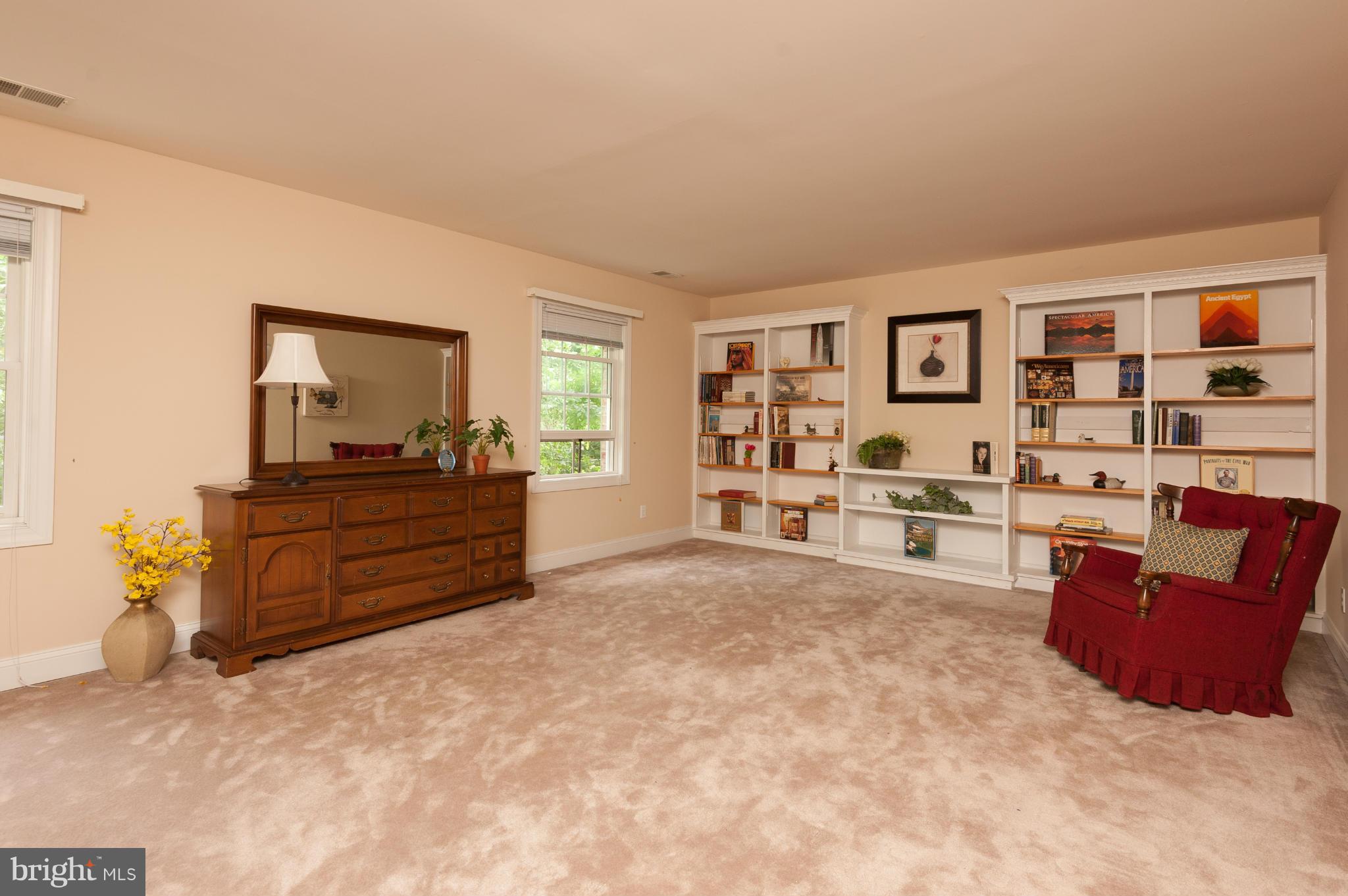 ANNAPOLIS ROADS - Residential