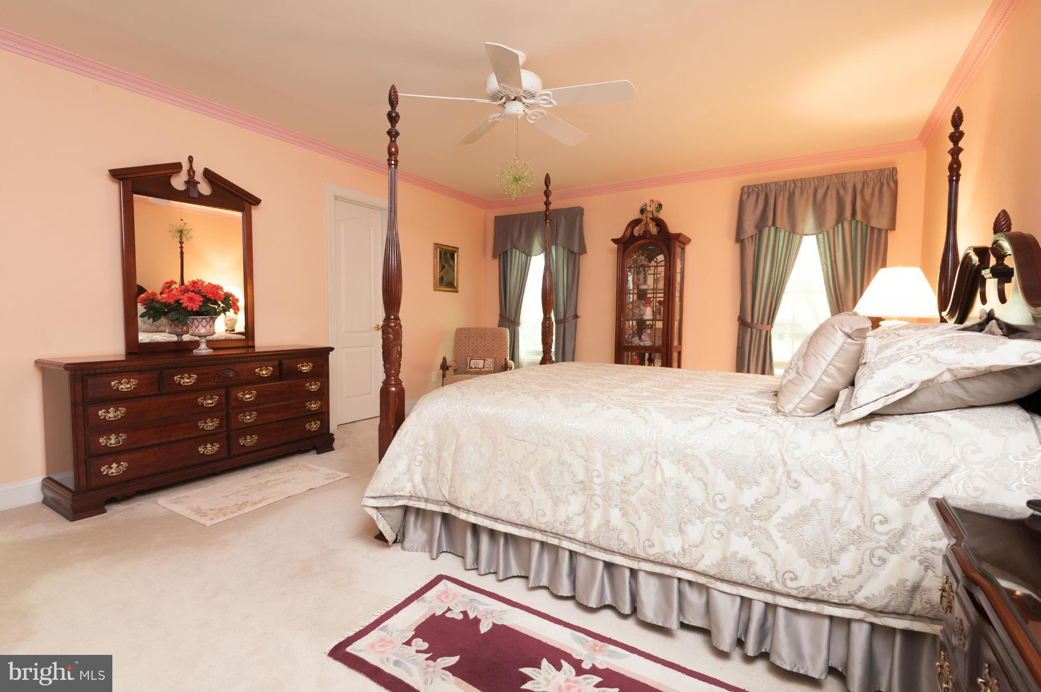 ANNAPOLIS ROADS - Residential