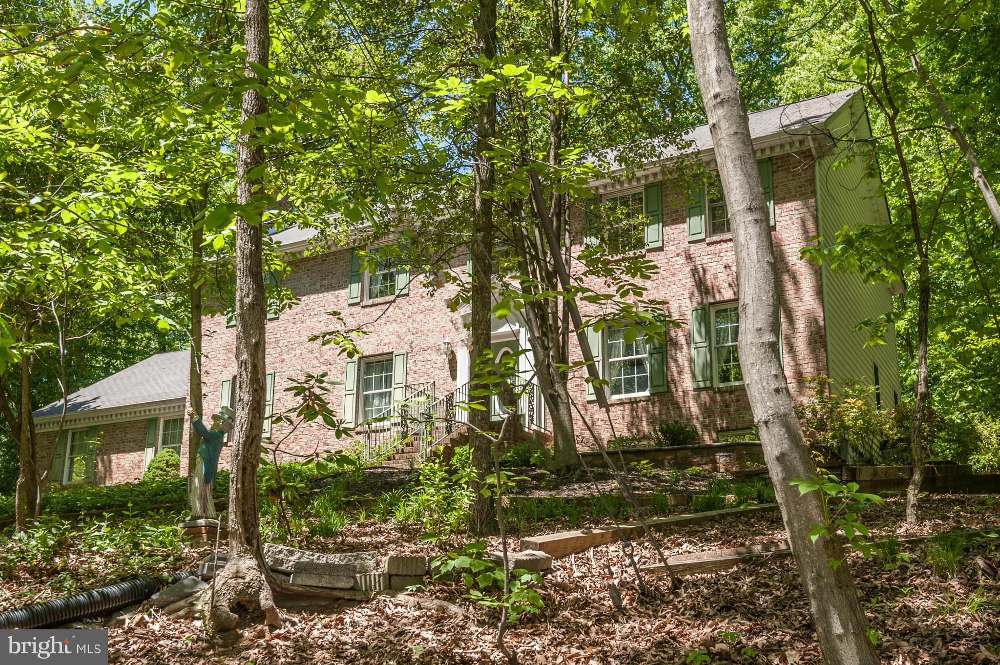 ANNAPOLIS ROADS - Residential