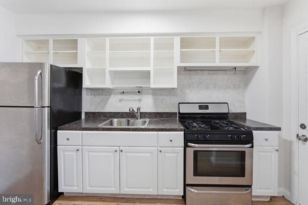 EASTWOOD - Residential