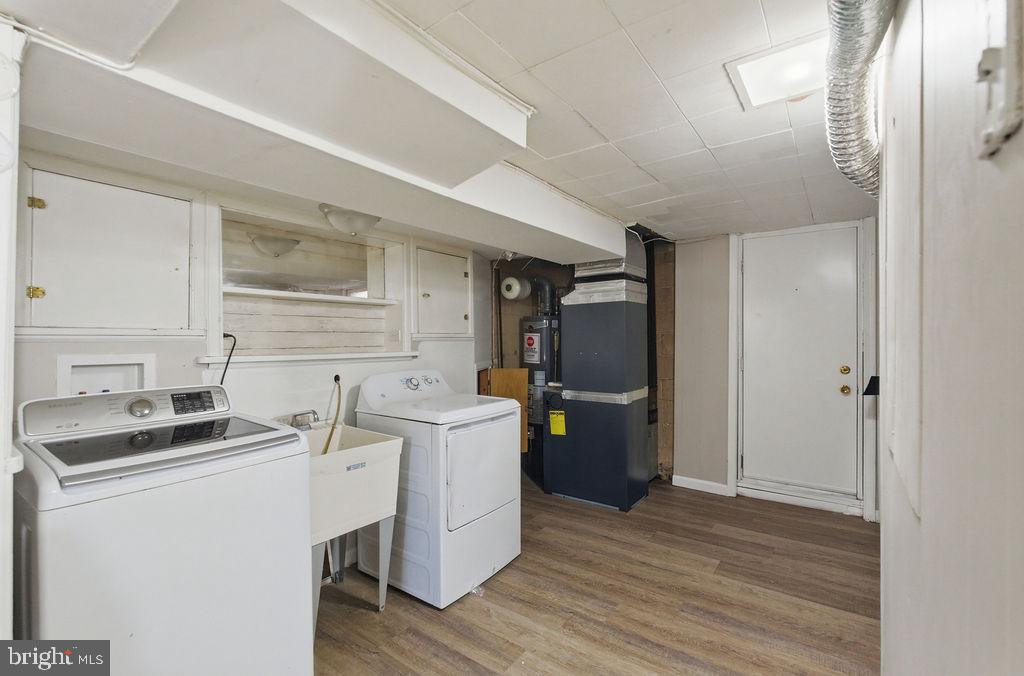 EASTWOOD - Residential