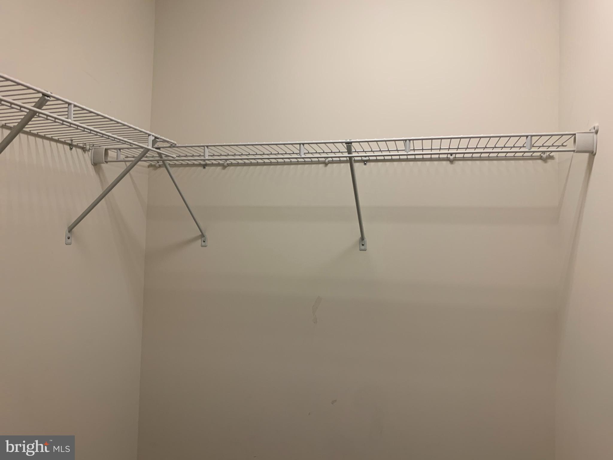 EAGLES POINTE - Residential