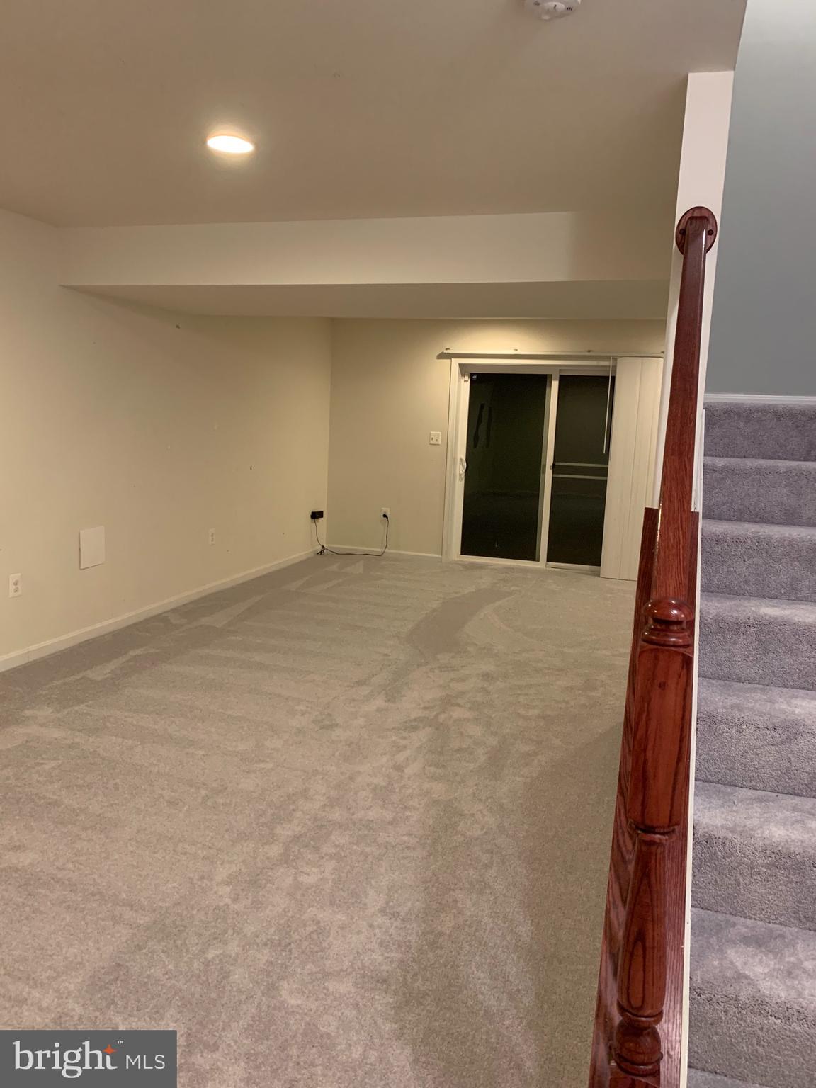 EAGLES POINTE - Residential