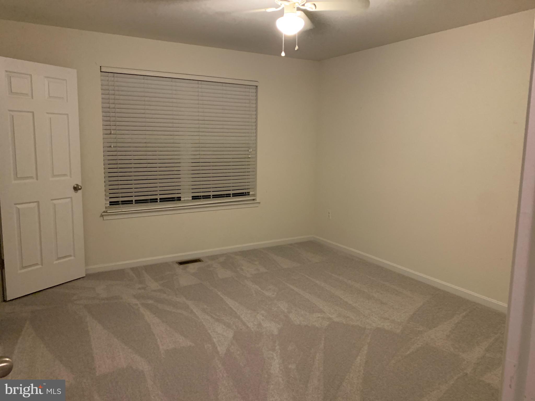 EAGLES POINTE - Residential