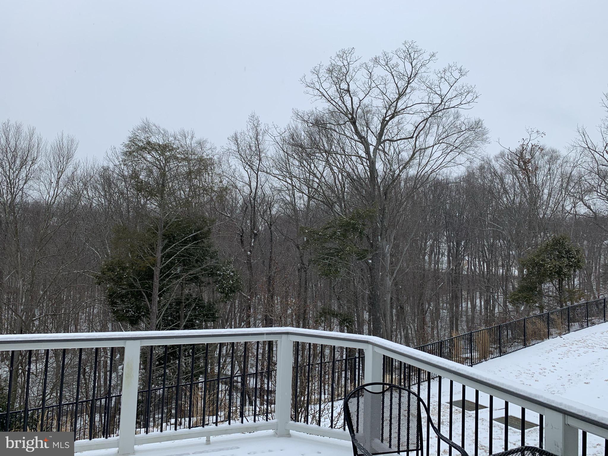 EAGLES POINTE - Residential