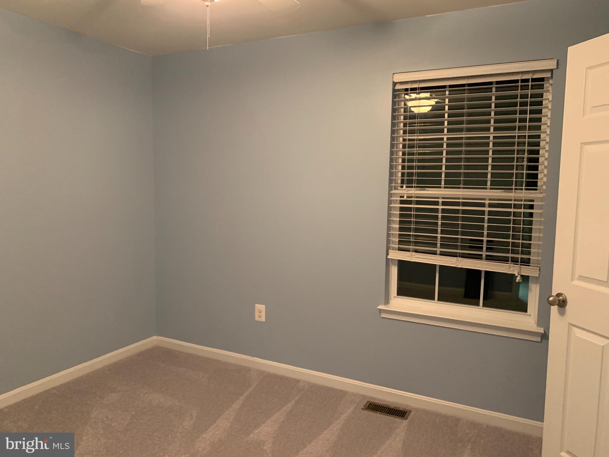 EAGLES POINTE - Residential