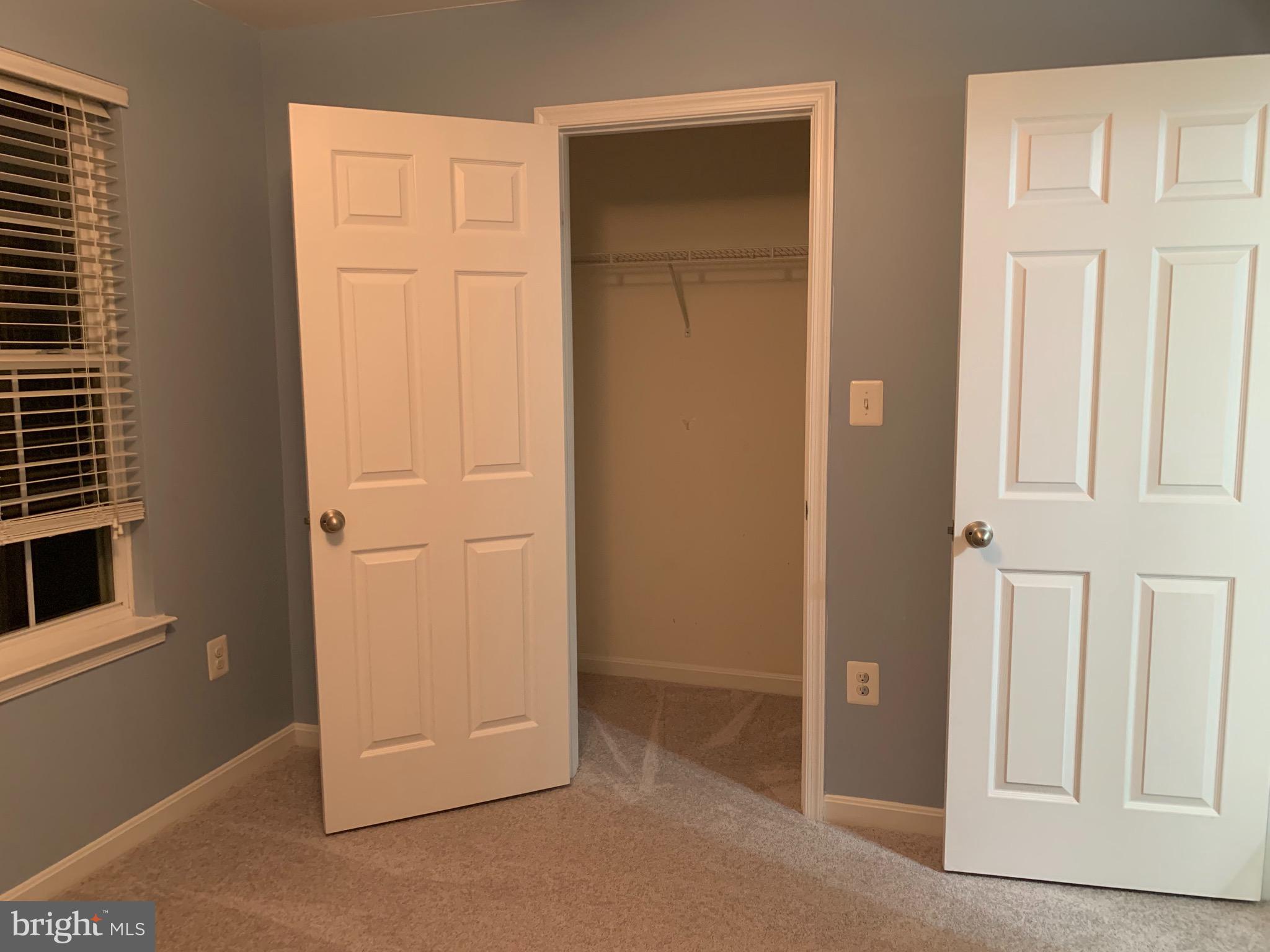 EAGLES POINTE - Residential