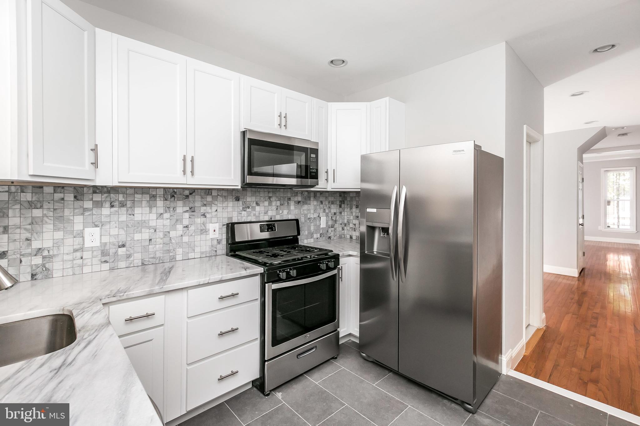 HARWOOD - Residential Lease