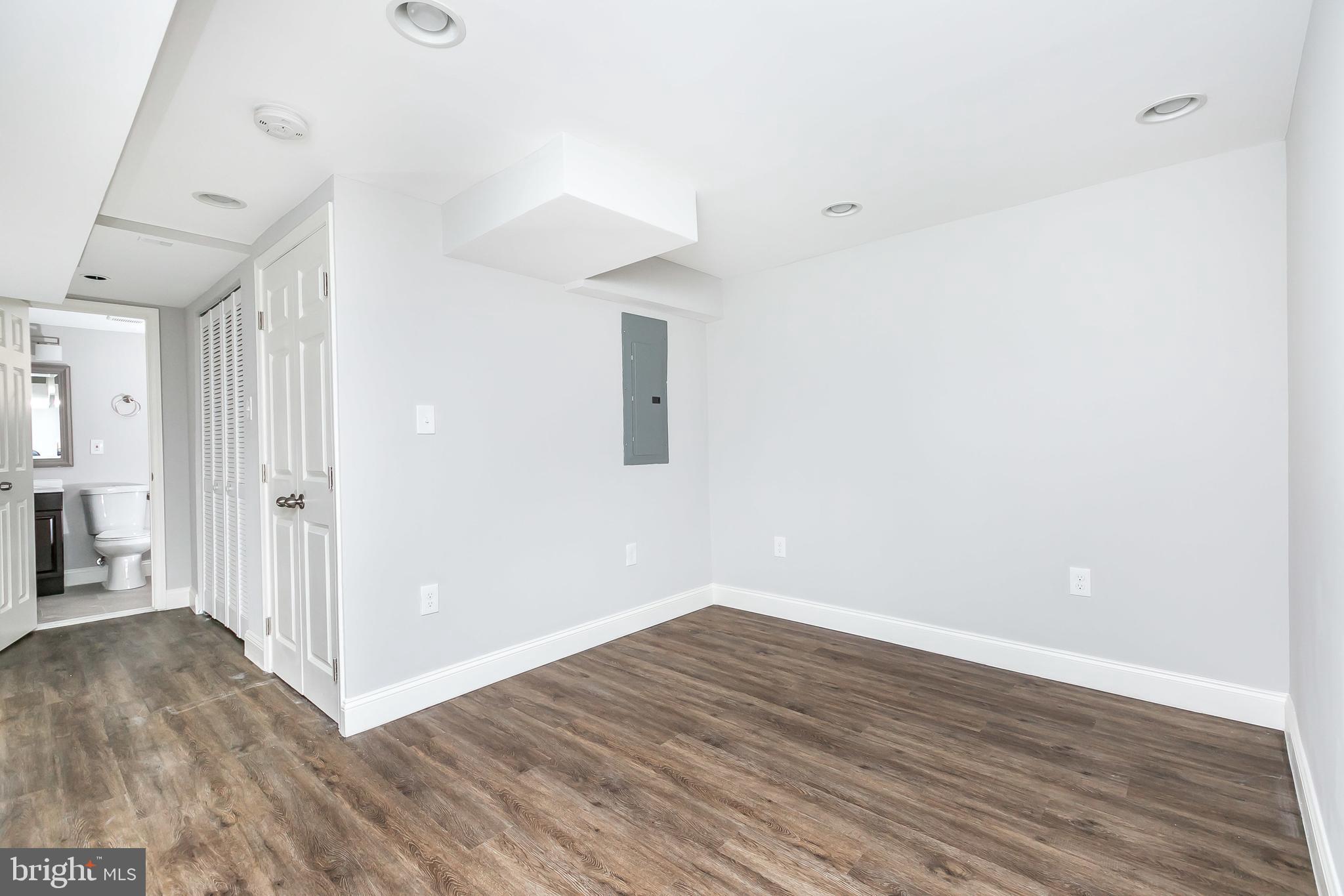 HARWOOD - Residential Lease