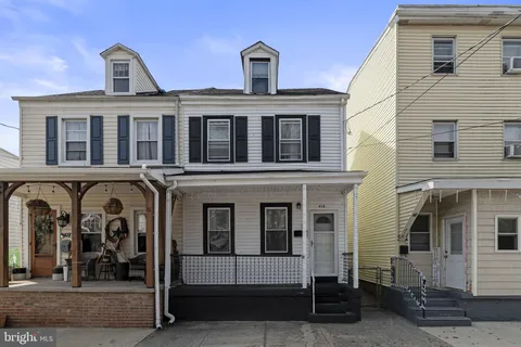 MLS: NJCD2114520