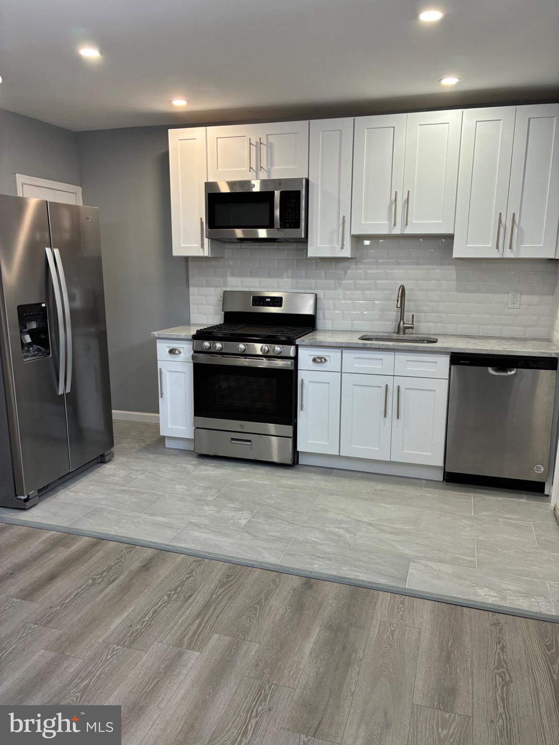 PHILADELPHIA (WEST) - Residential