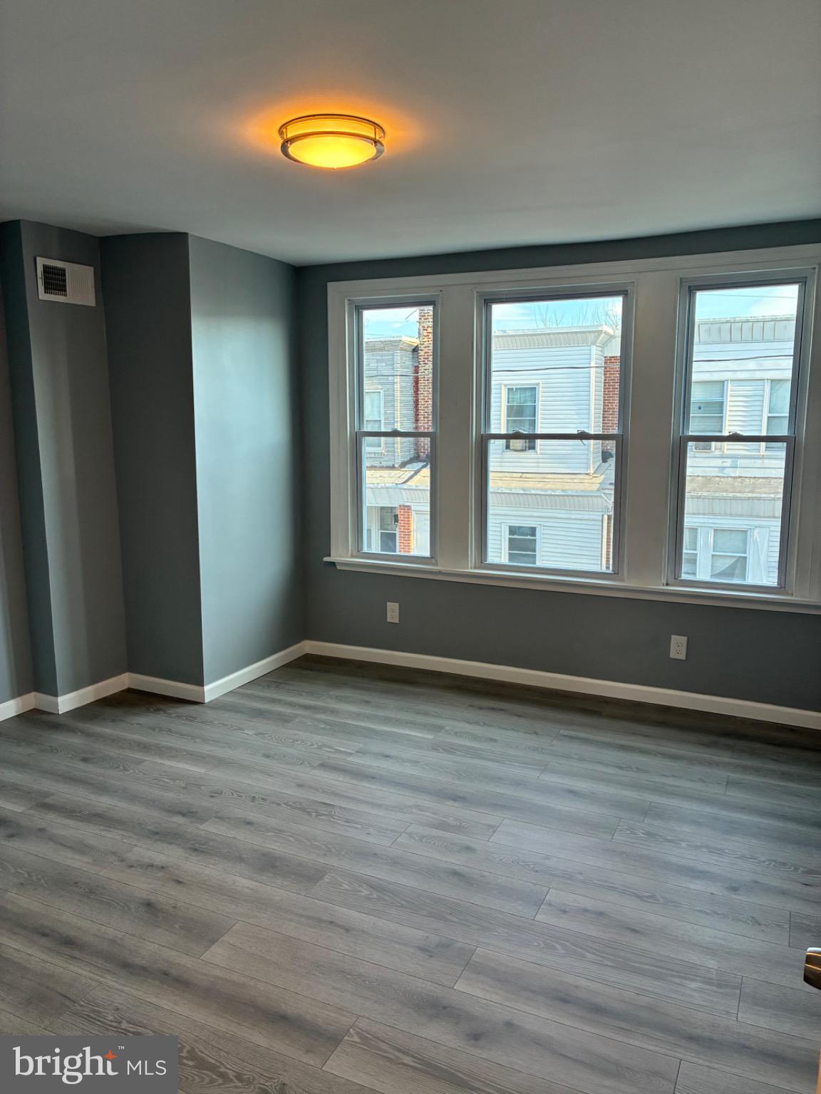 PHILADELPHIA (WEST) - Residential