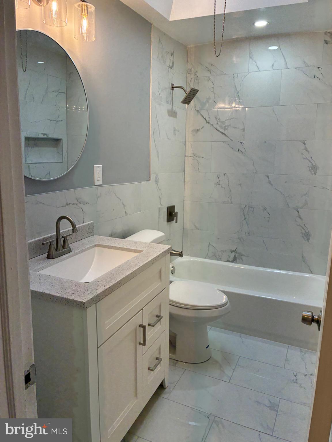 PHILADELPHIA (WEST) - Residential