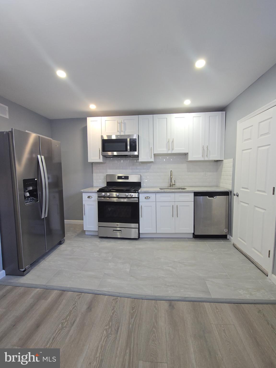 PHILADELPHIA (WEST) - Residential