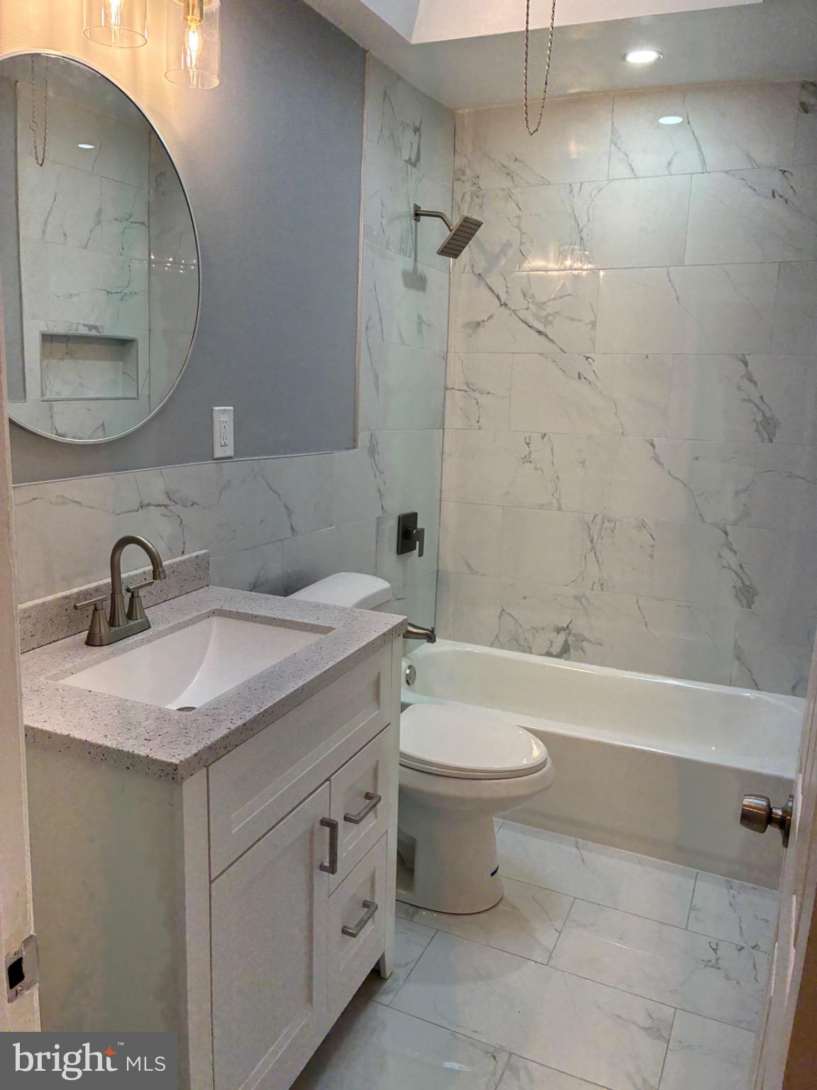 PHILADELPHIA (WEST) - Residential