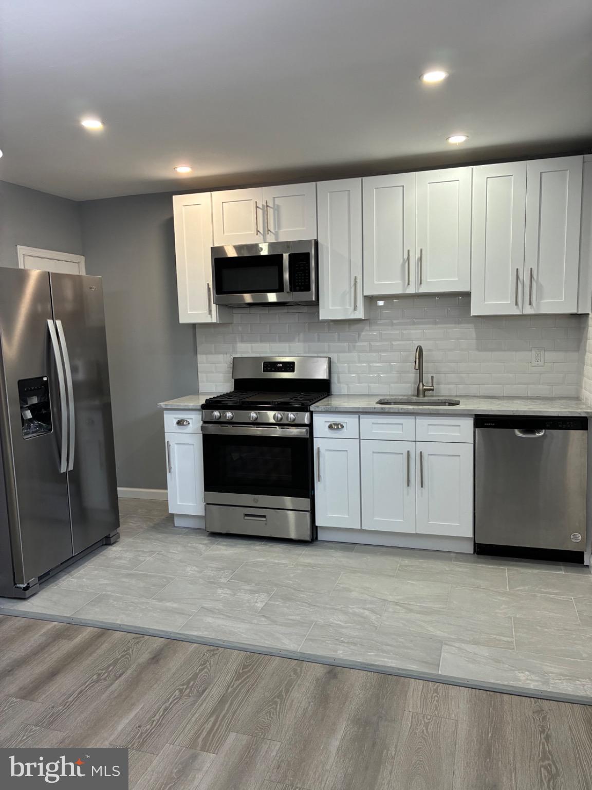 PHILADELPHIA (WEST) - Residential