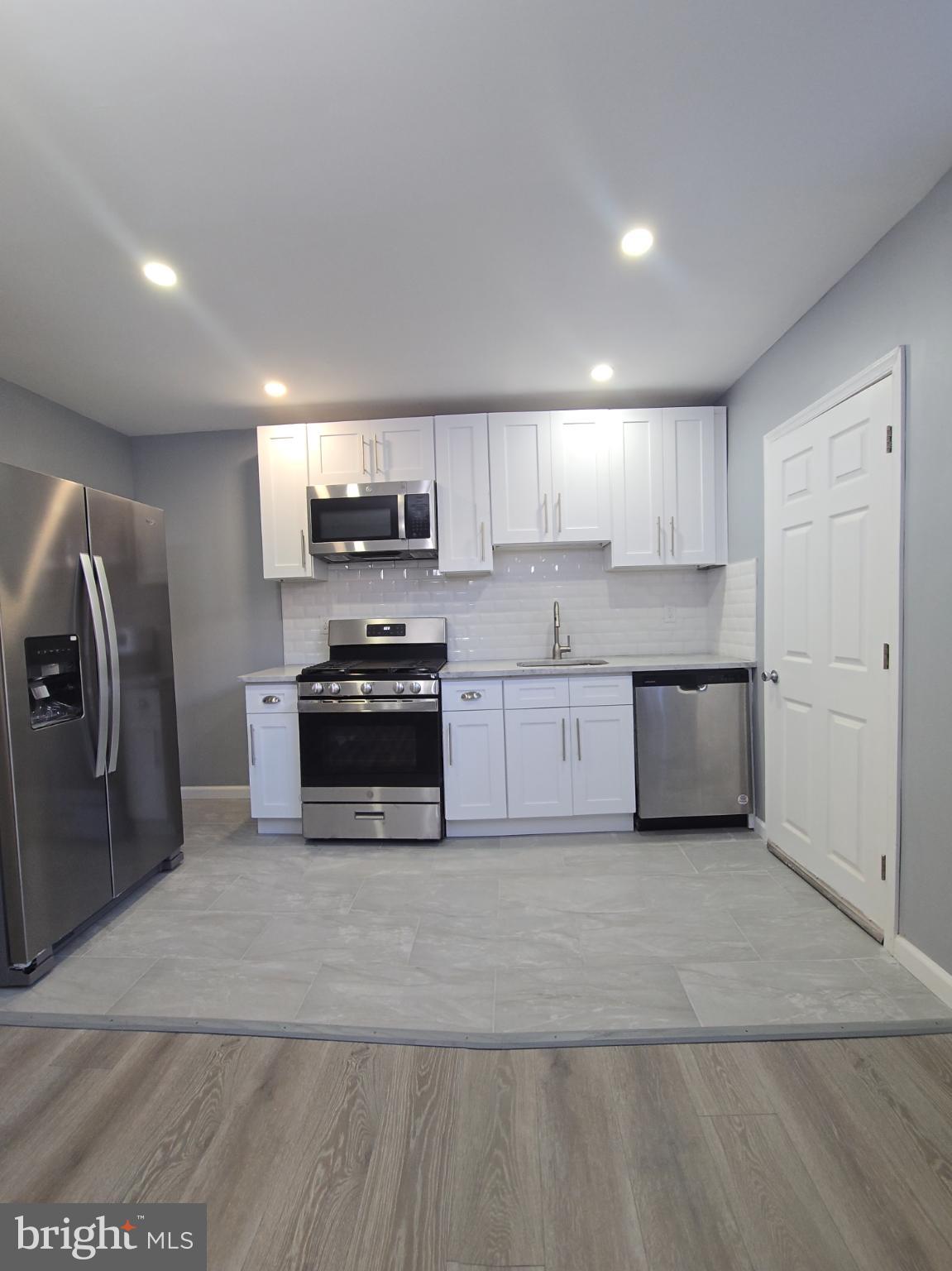 PHILADELPHIA (WEST) - Residential