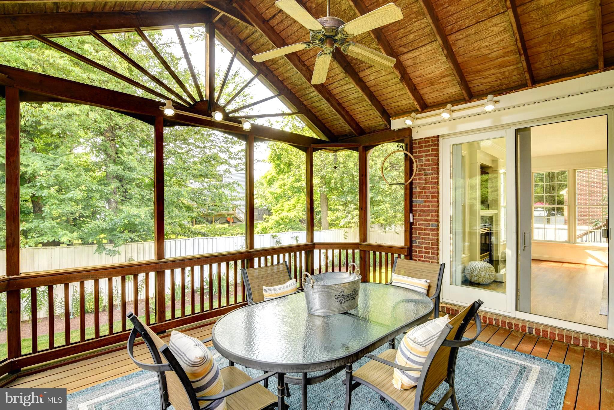 TYSON GLEN - Residential