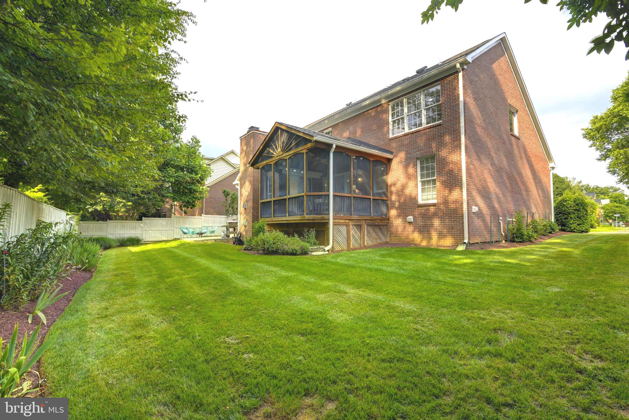 TYSON GLEN - Residential