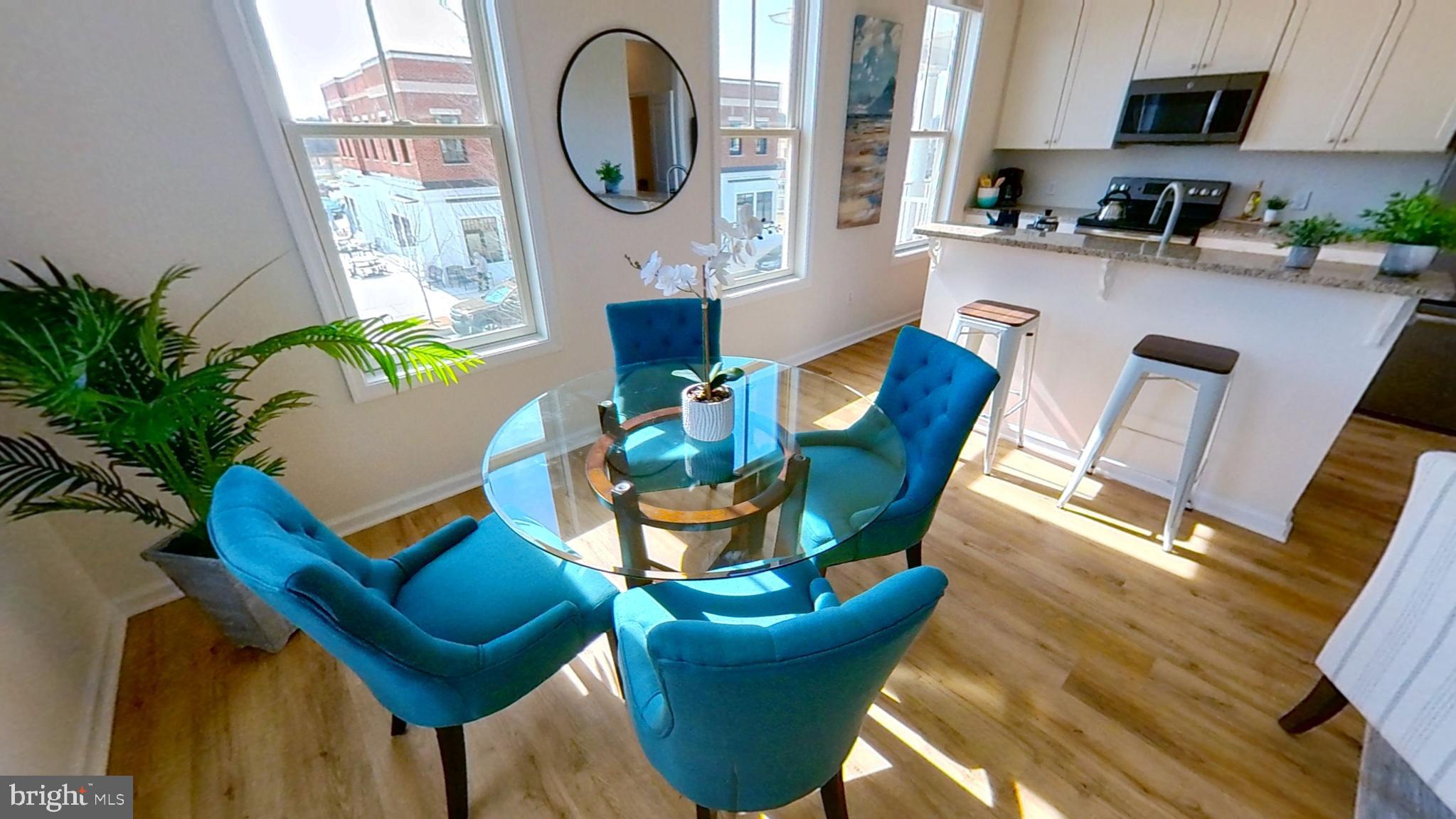 801 MAPLETON AVENUE 3