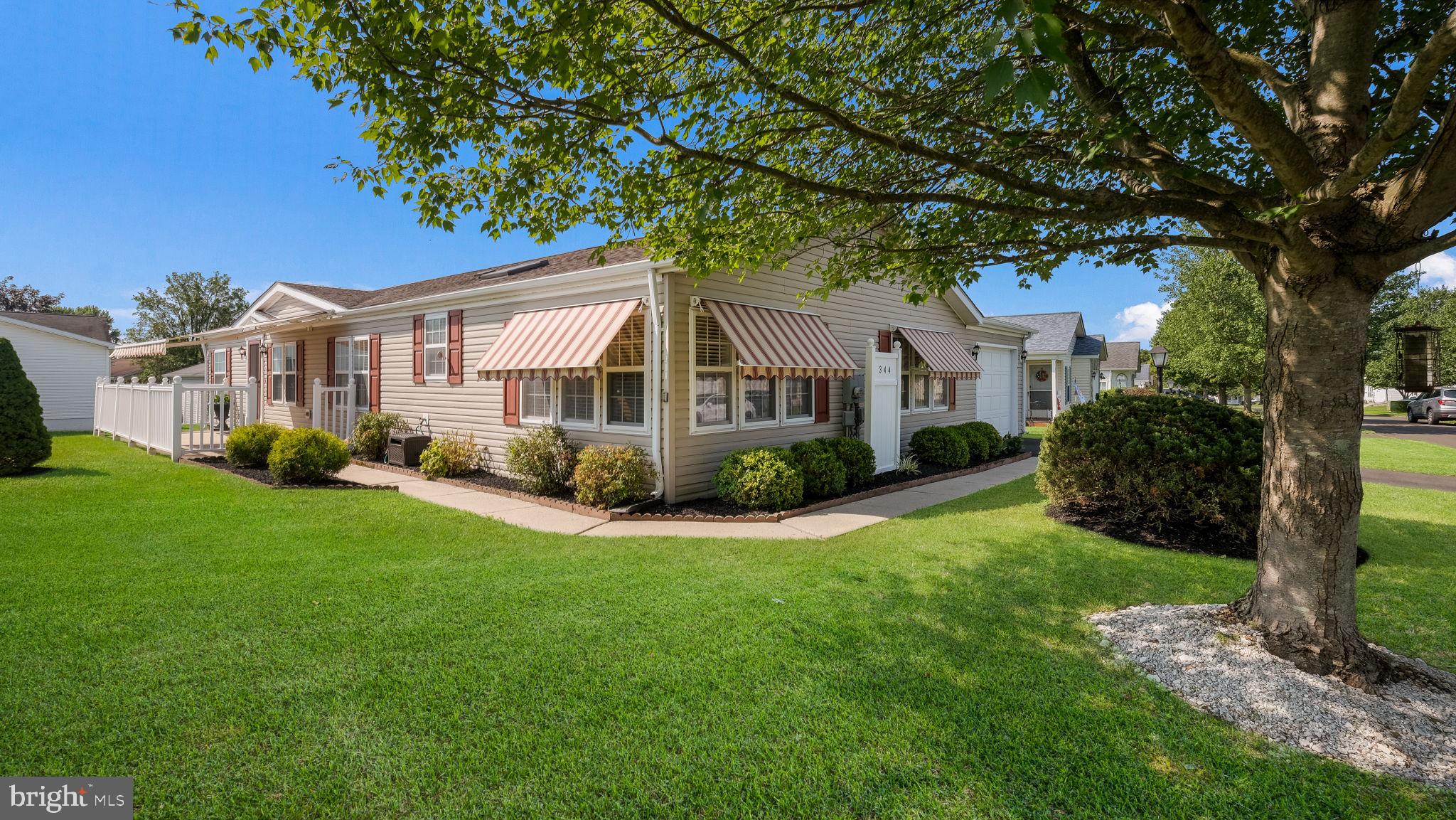 344 COUNTRYSIDE CIRCLE