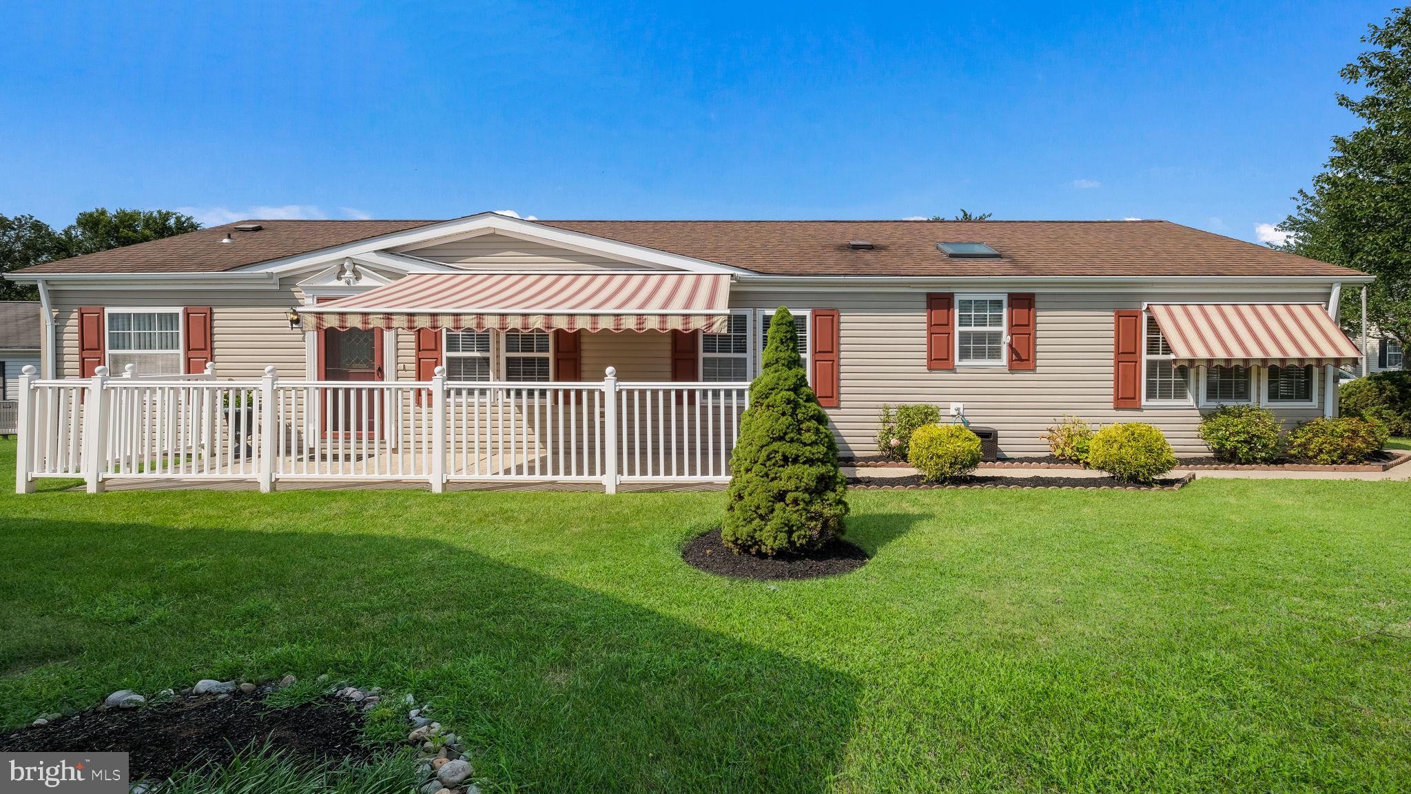 344 COUNTRYSIDE CIRCLE