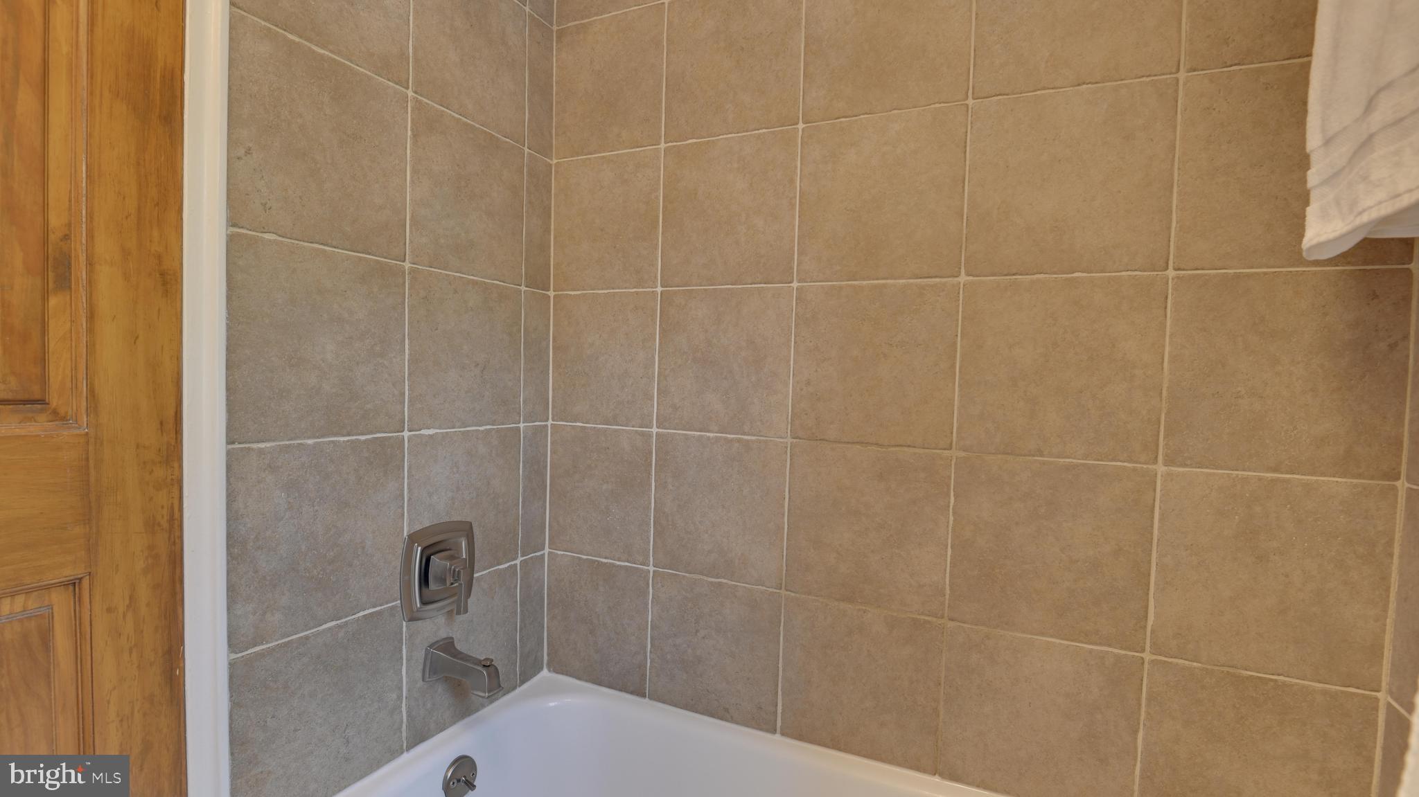 WARWICK VILLAGE - Residential