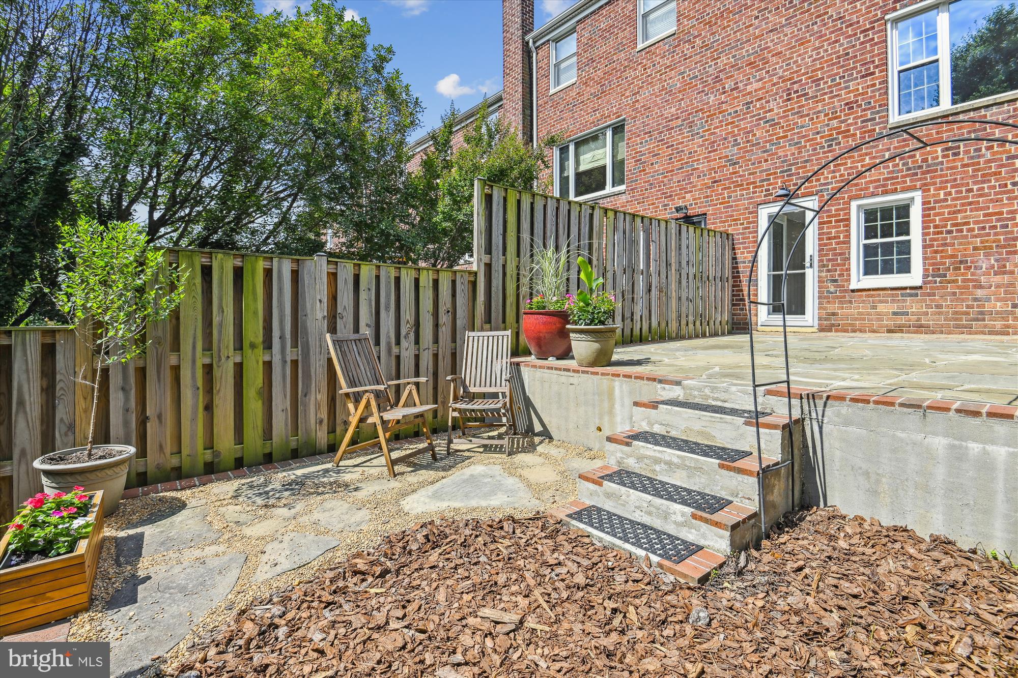 WARWICK VILLAGE - Residential