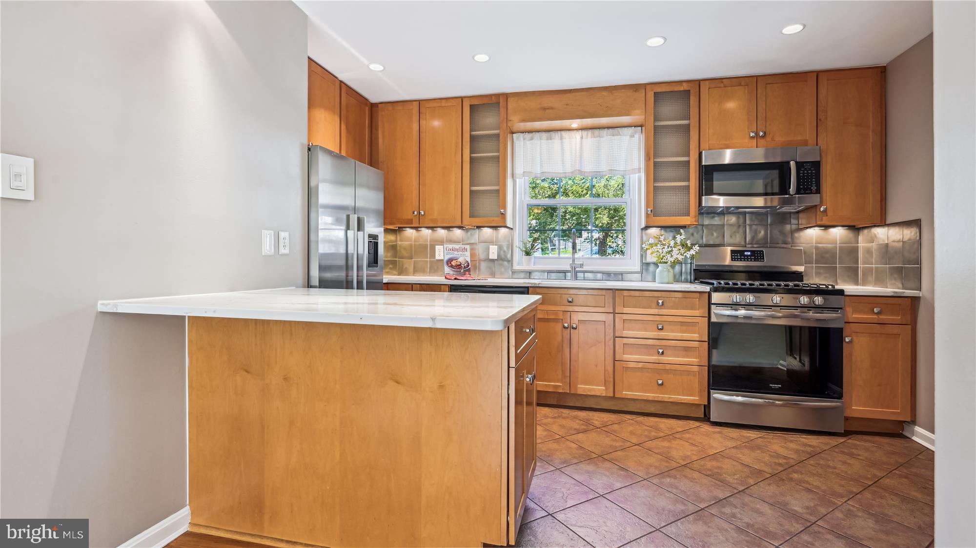 WARWICK VILLAGE - Residential