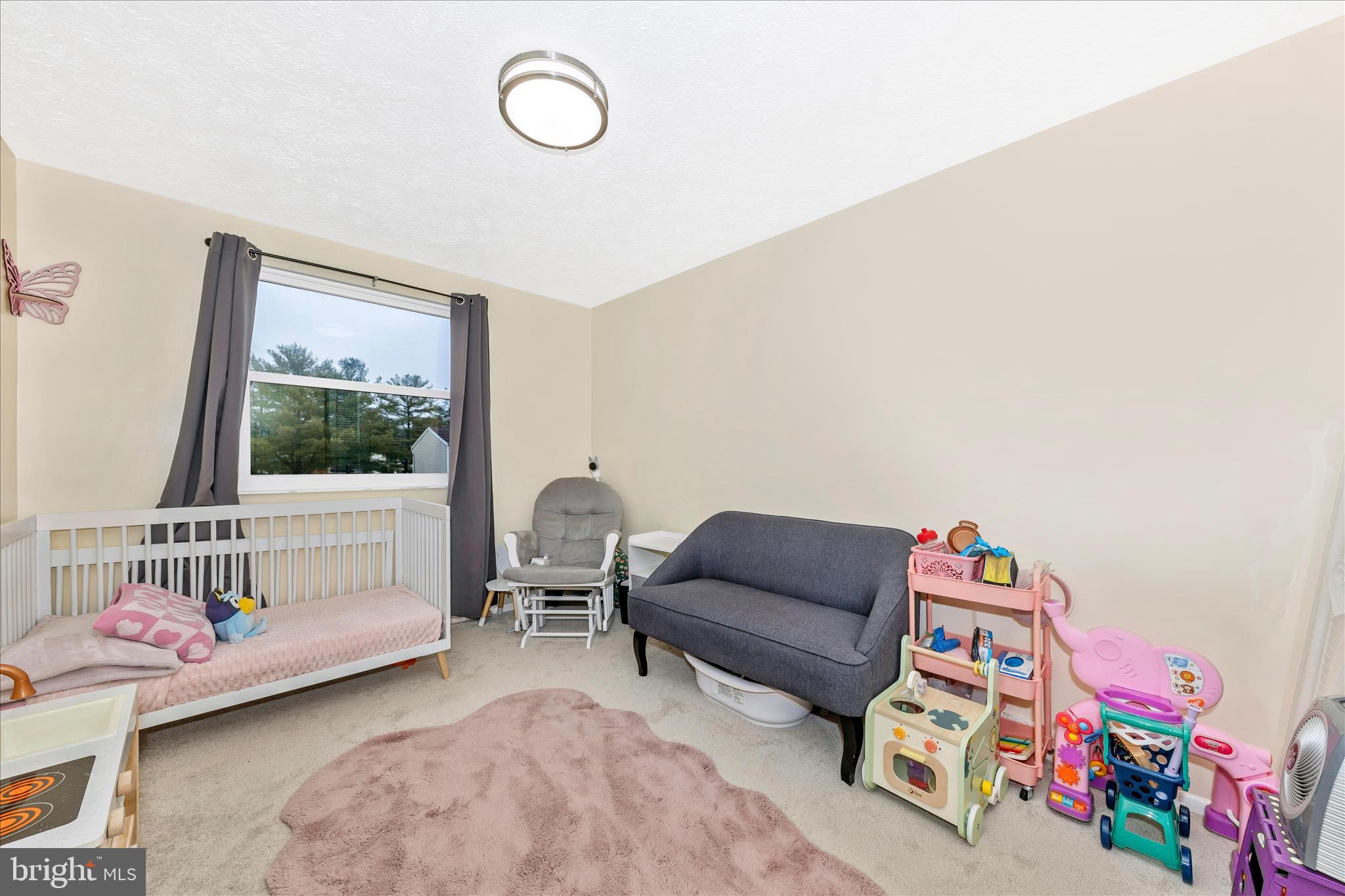 GLADE TOWN - Residential