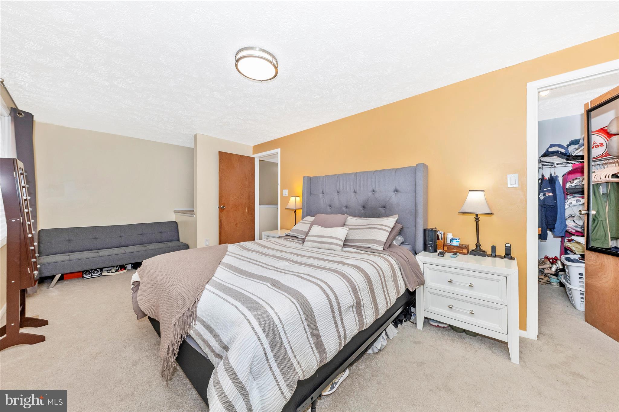 GLADE TOWN - Residential