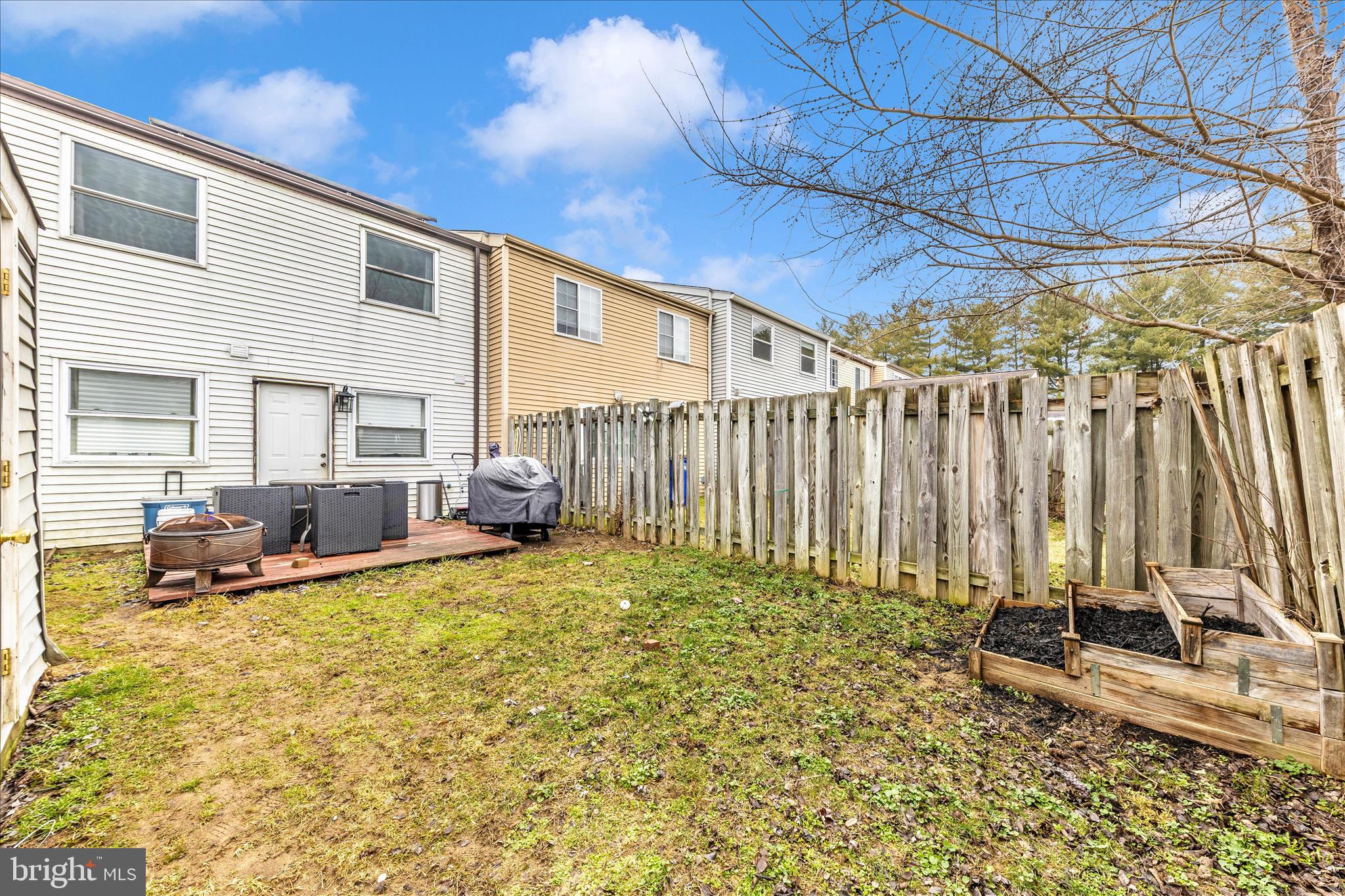 GLADE TOWN - Residential