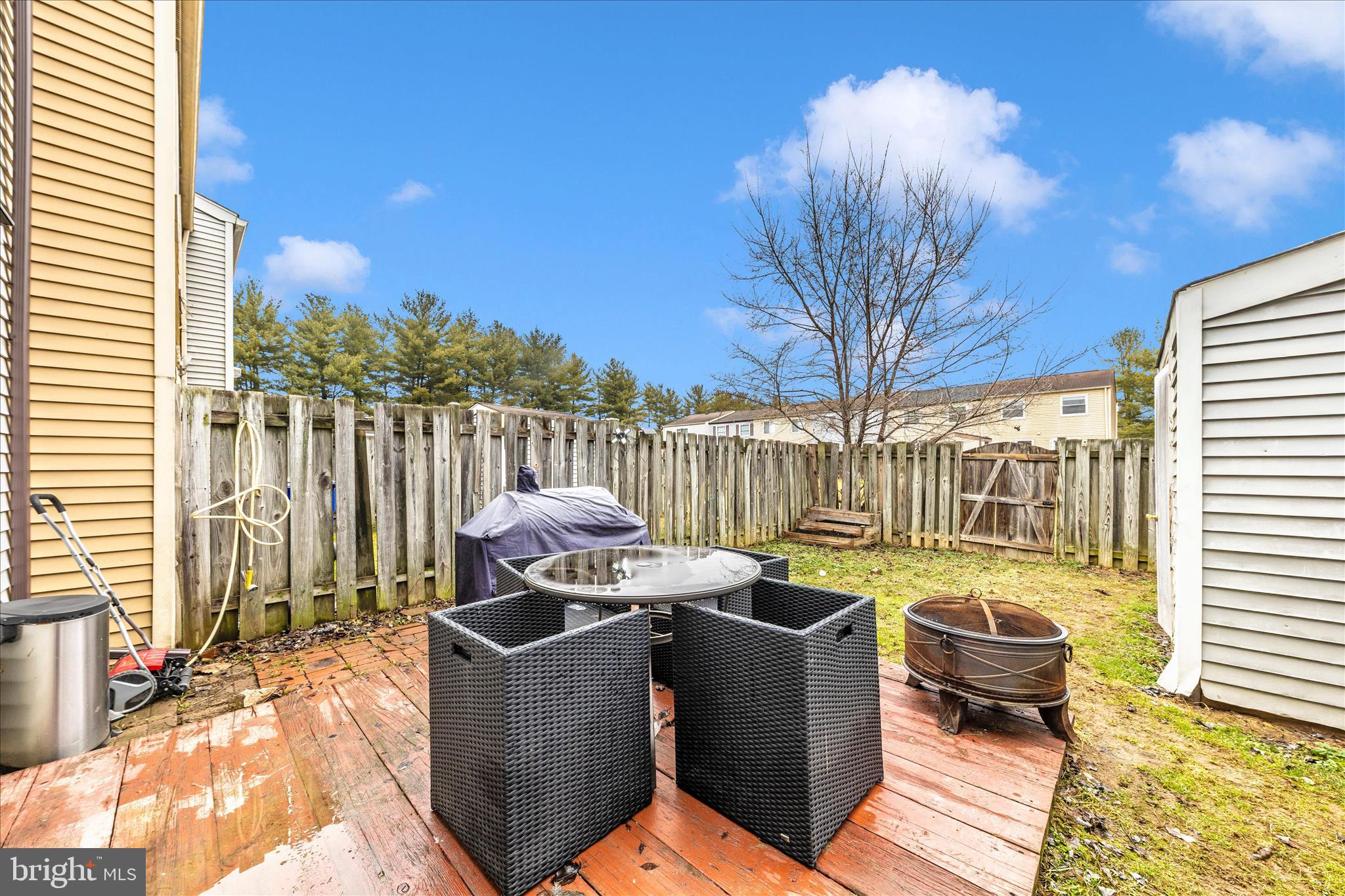 GLADE TOWN - Residential