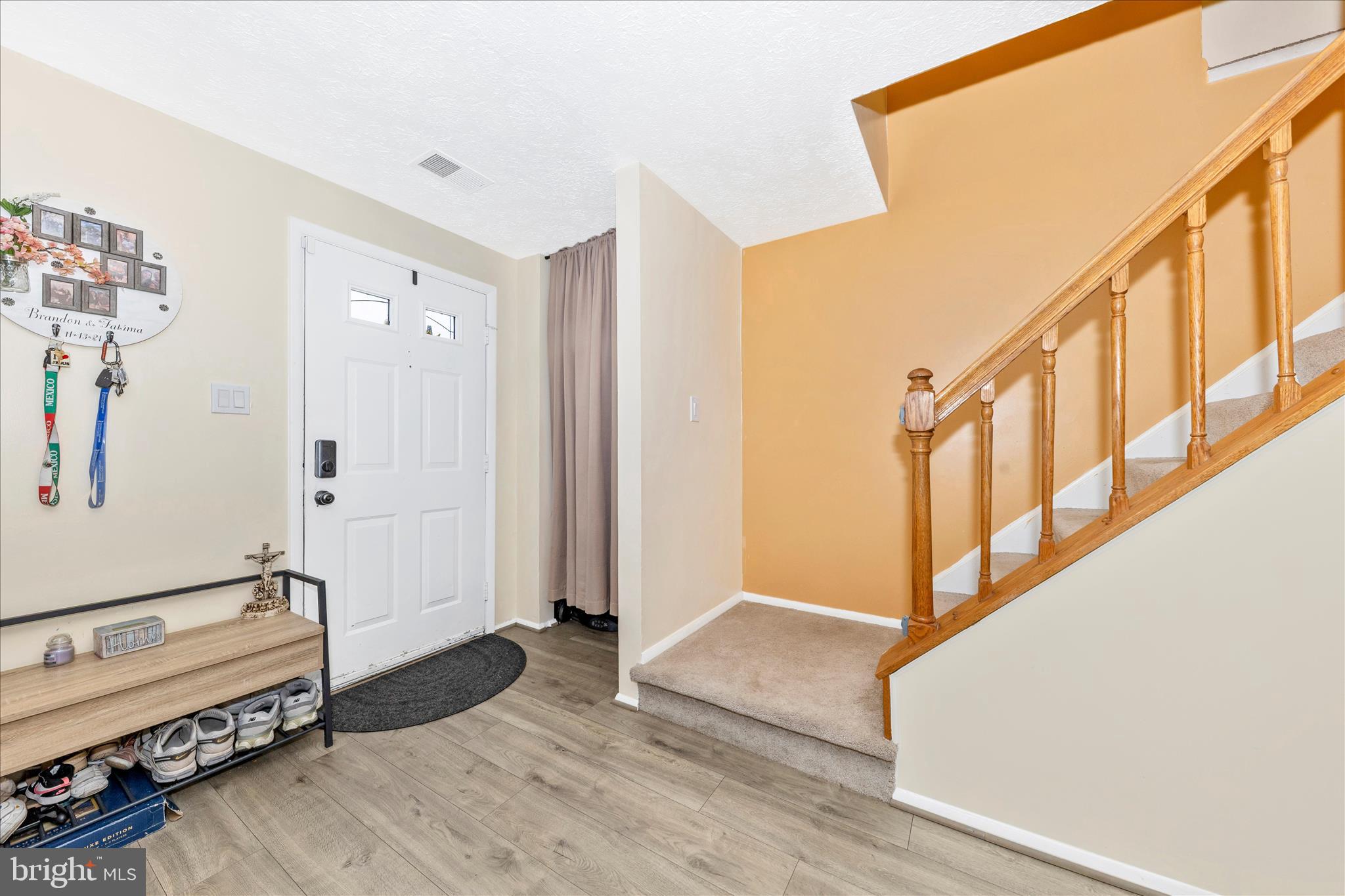 GLADE TOWN - Residential