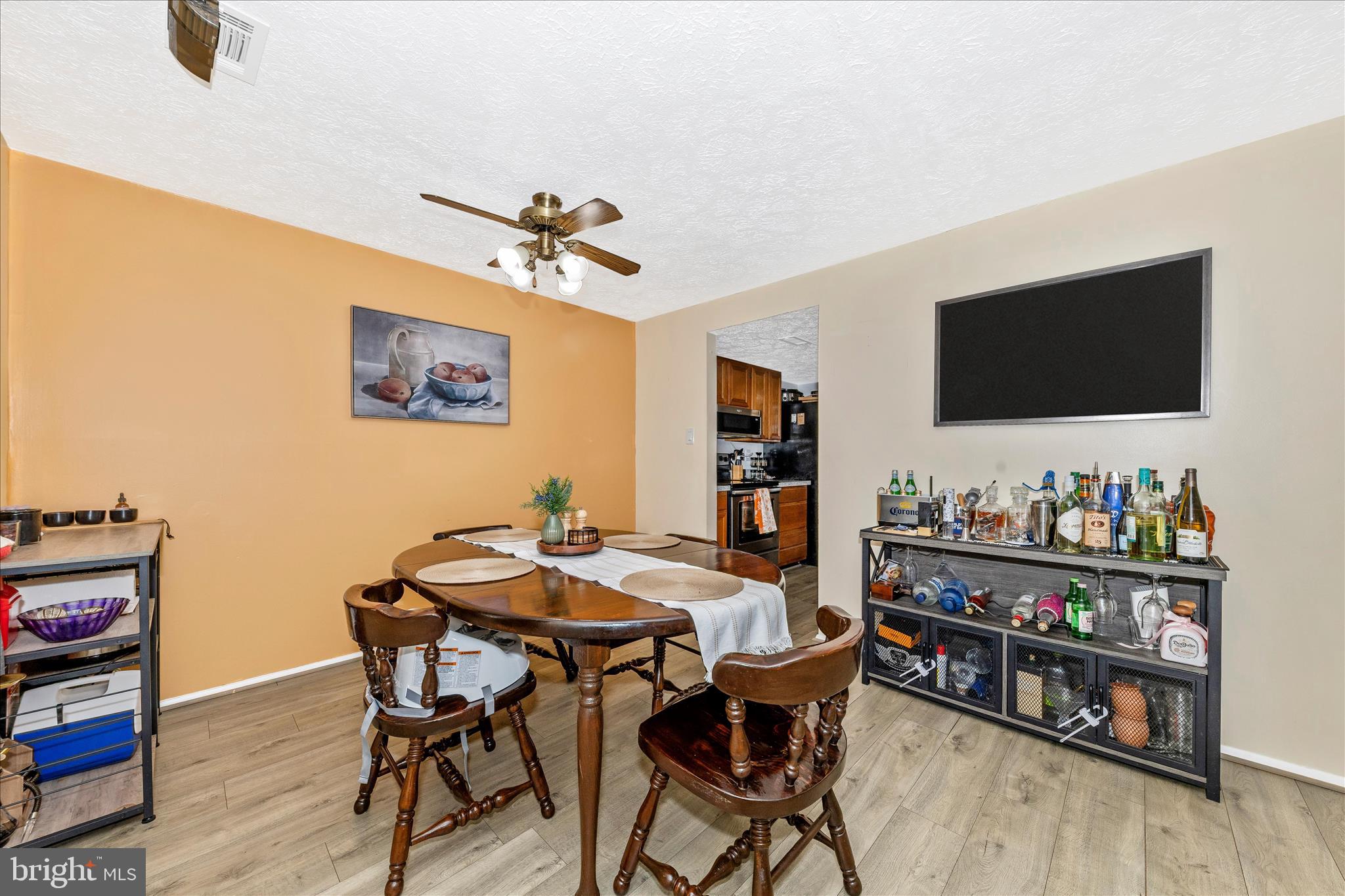 GLADE TOWN - Residential