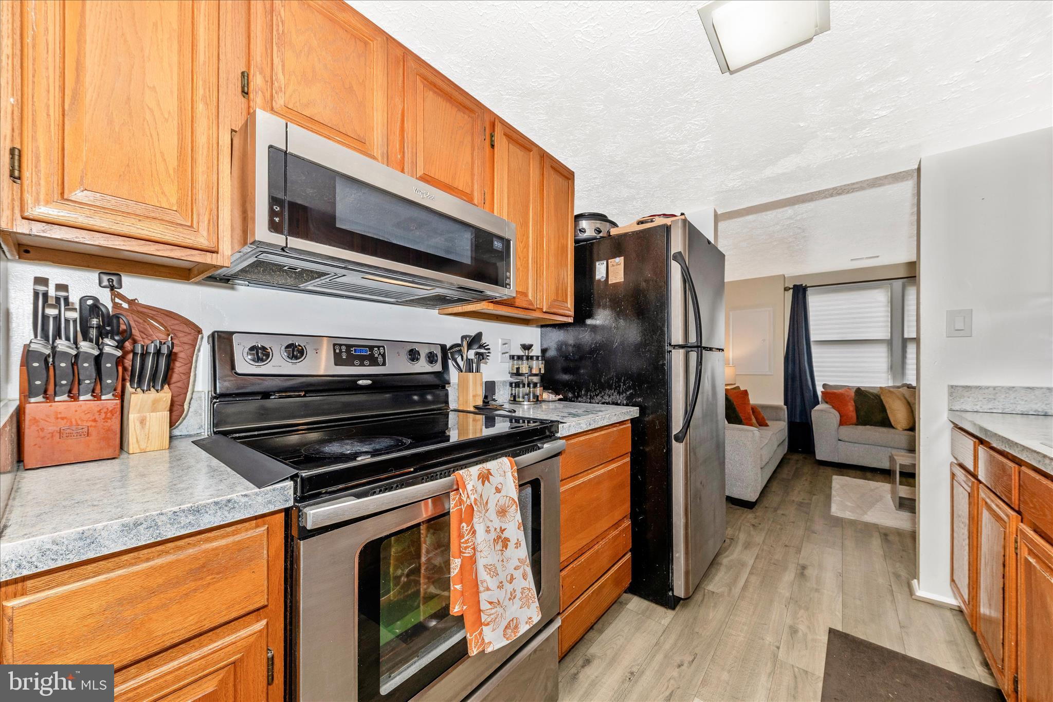 GLADE TOWN - Residential