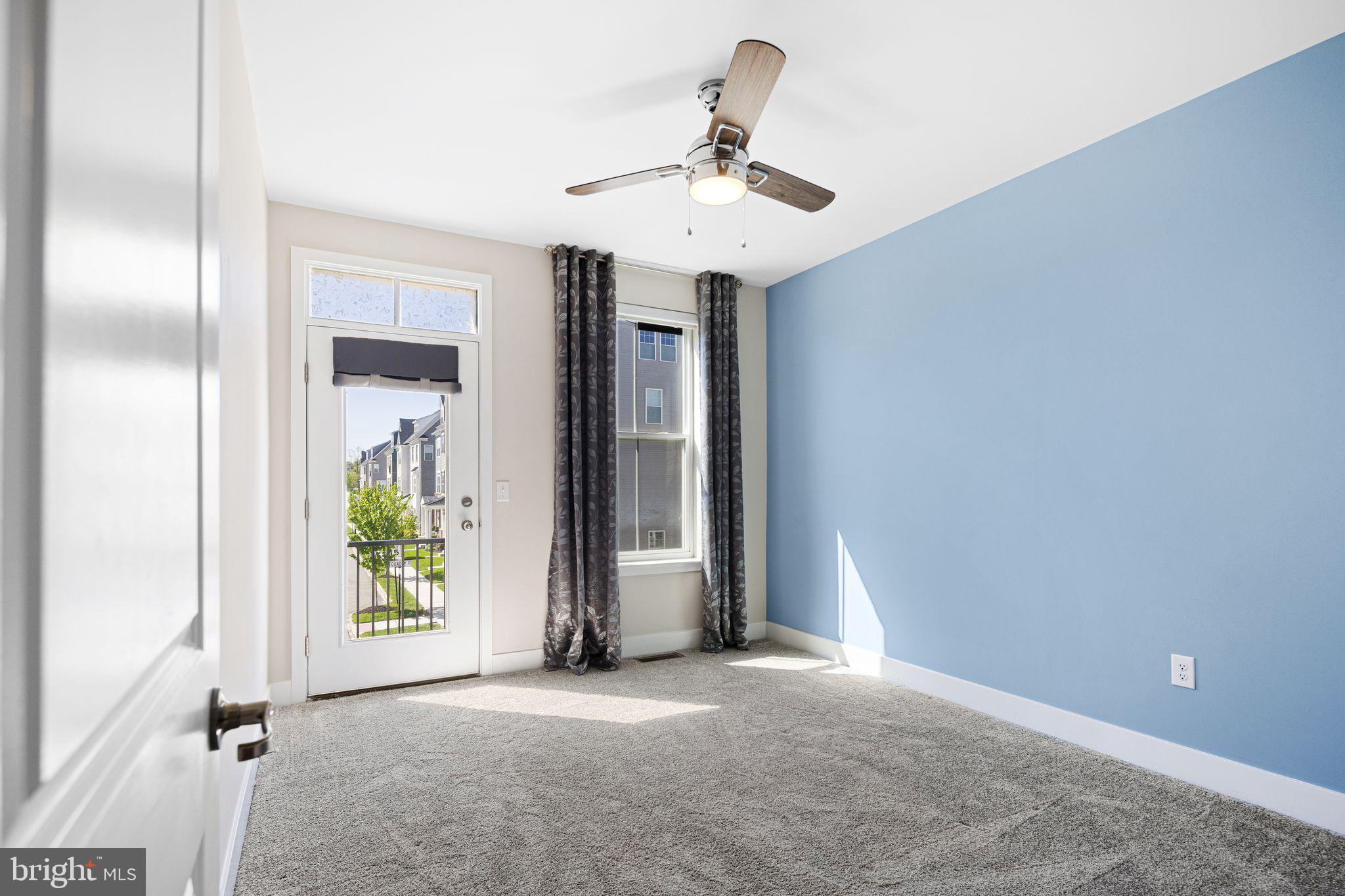 STEELPOINTE - Residential