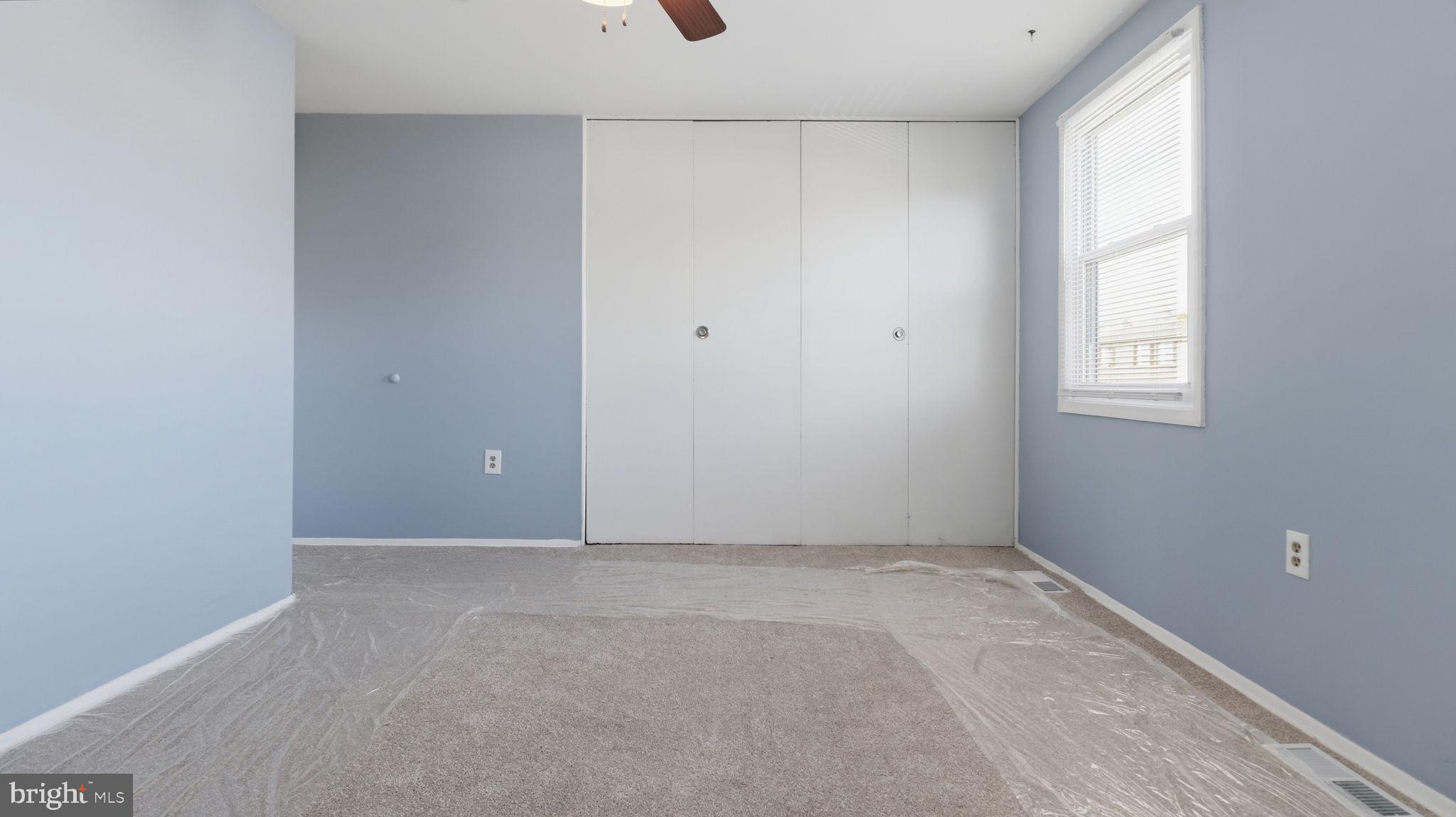 WINDSOR  MILL - Residential