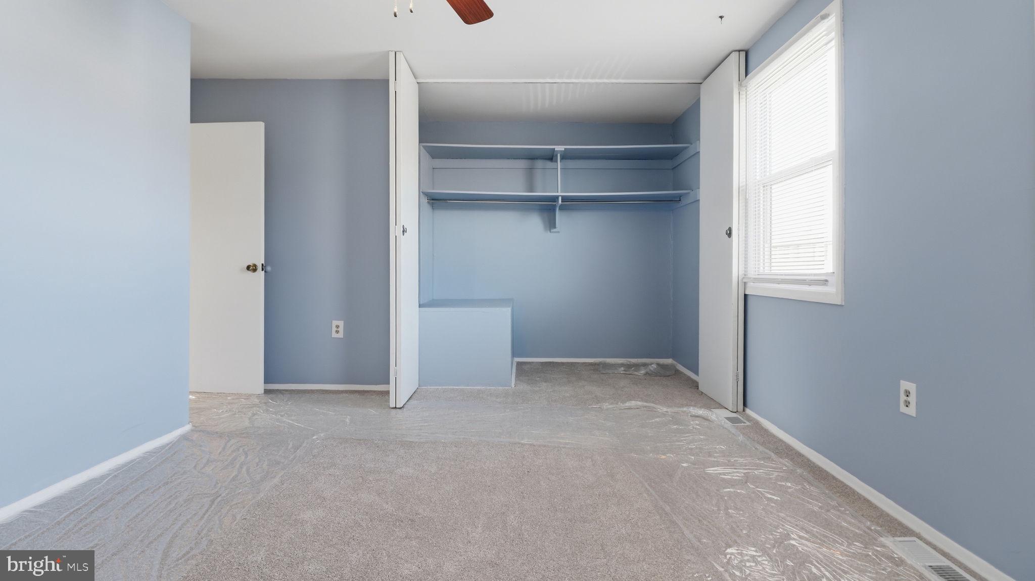 WINDSOR  MILL - Residential