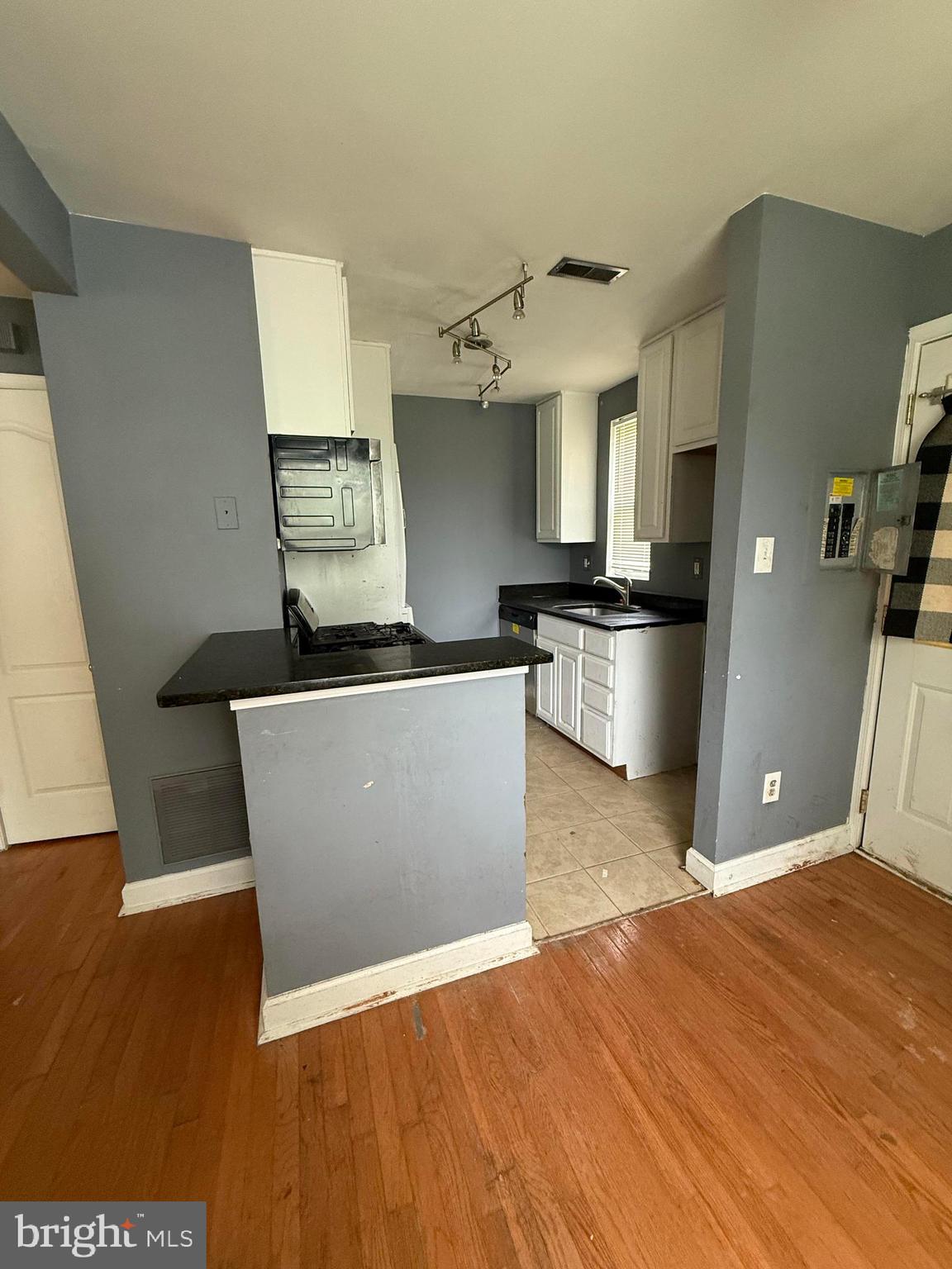 HIGHLAND AT LANDOVER STATION - Residential