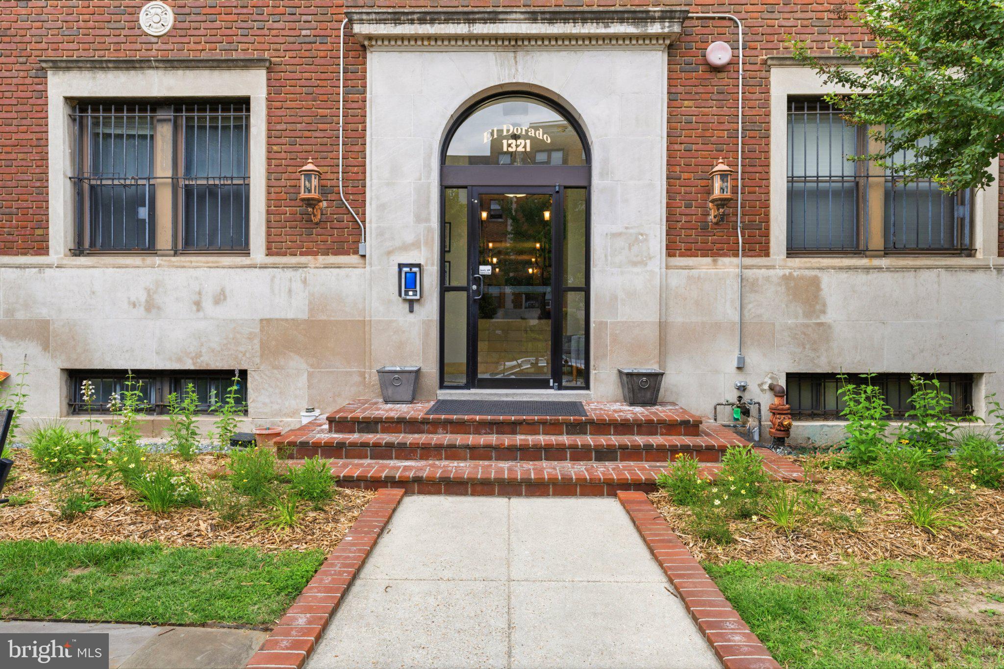 1321 FAIRMONT STREET NW 205