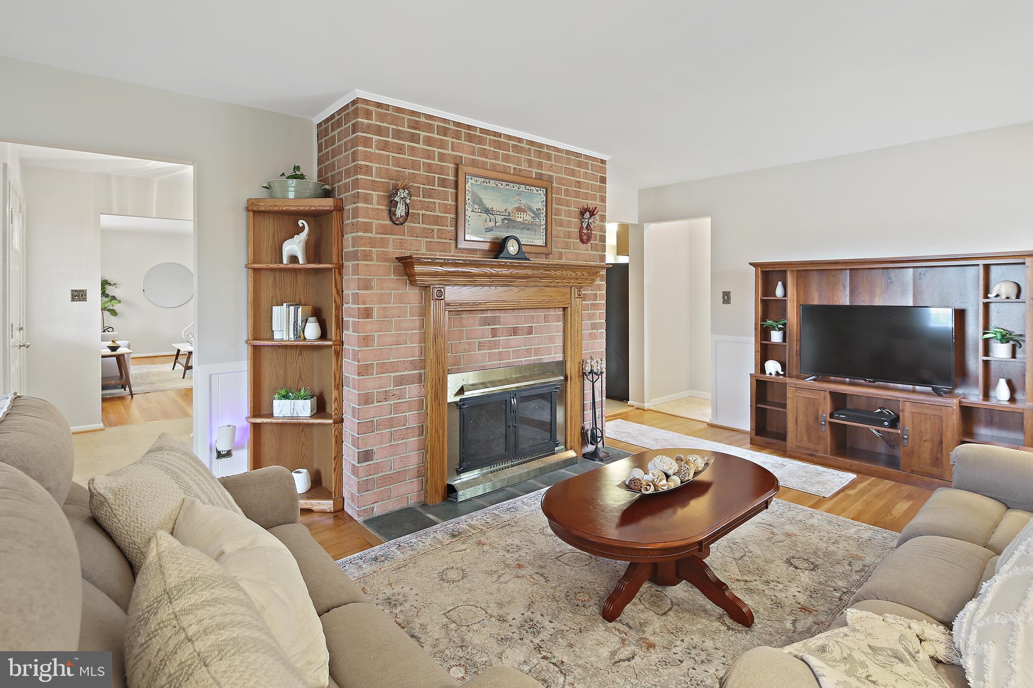 CALVERTON - Residential