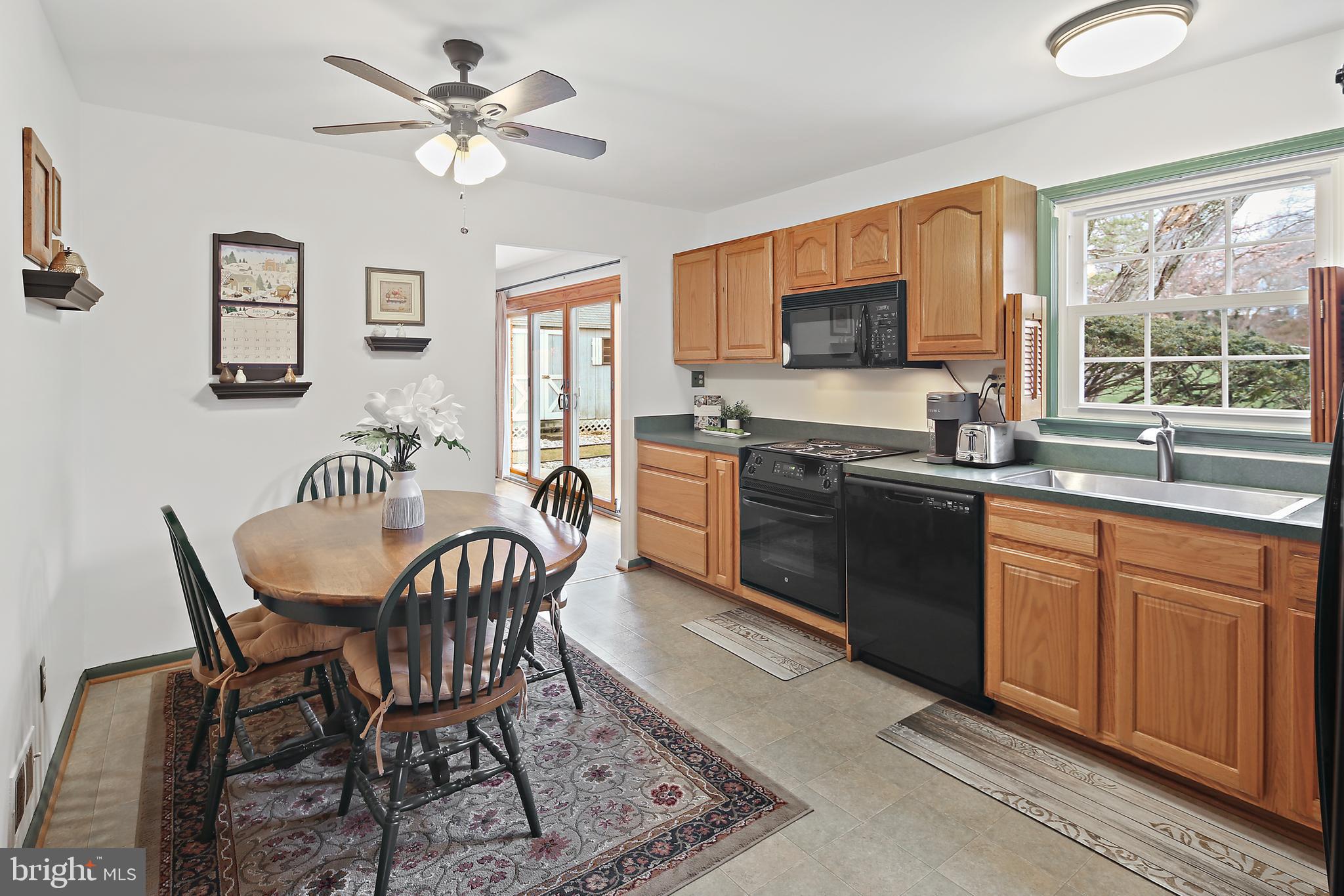 CALVERTON - Residential