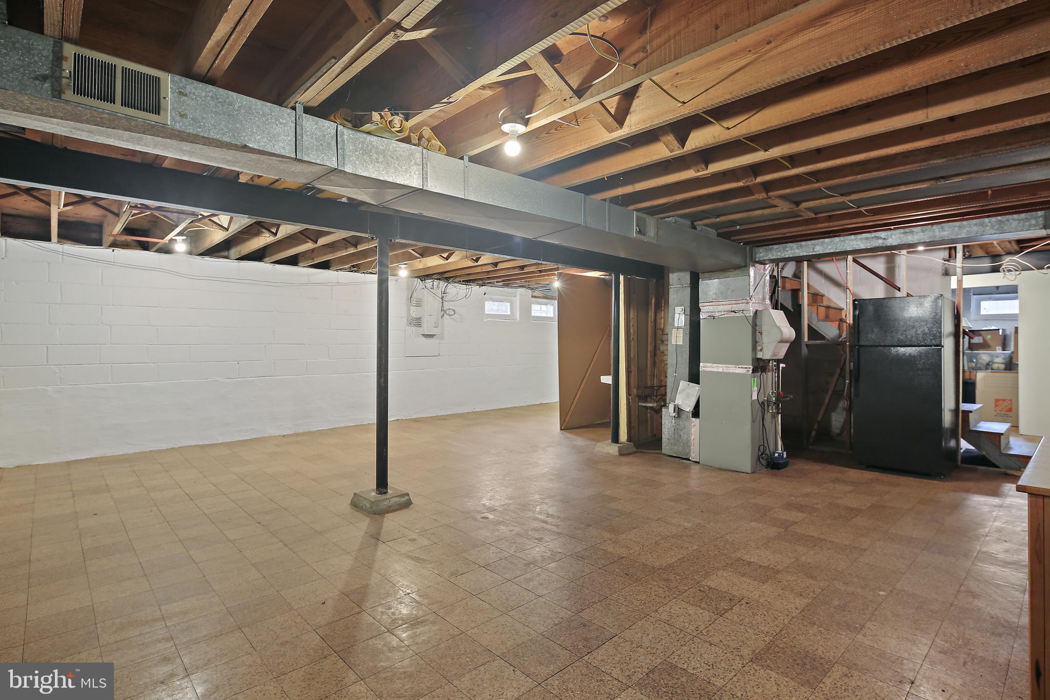 CALVERTON - Residential