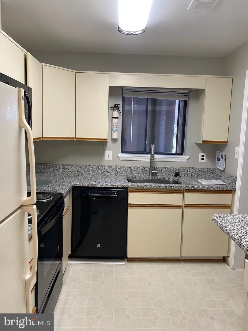 Additional image 40 of 2822 Lee Oaks Place Unit 101, Falls Church, VA 22046