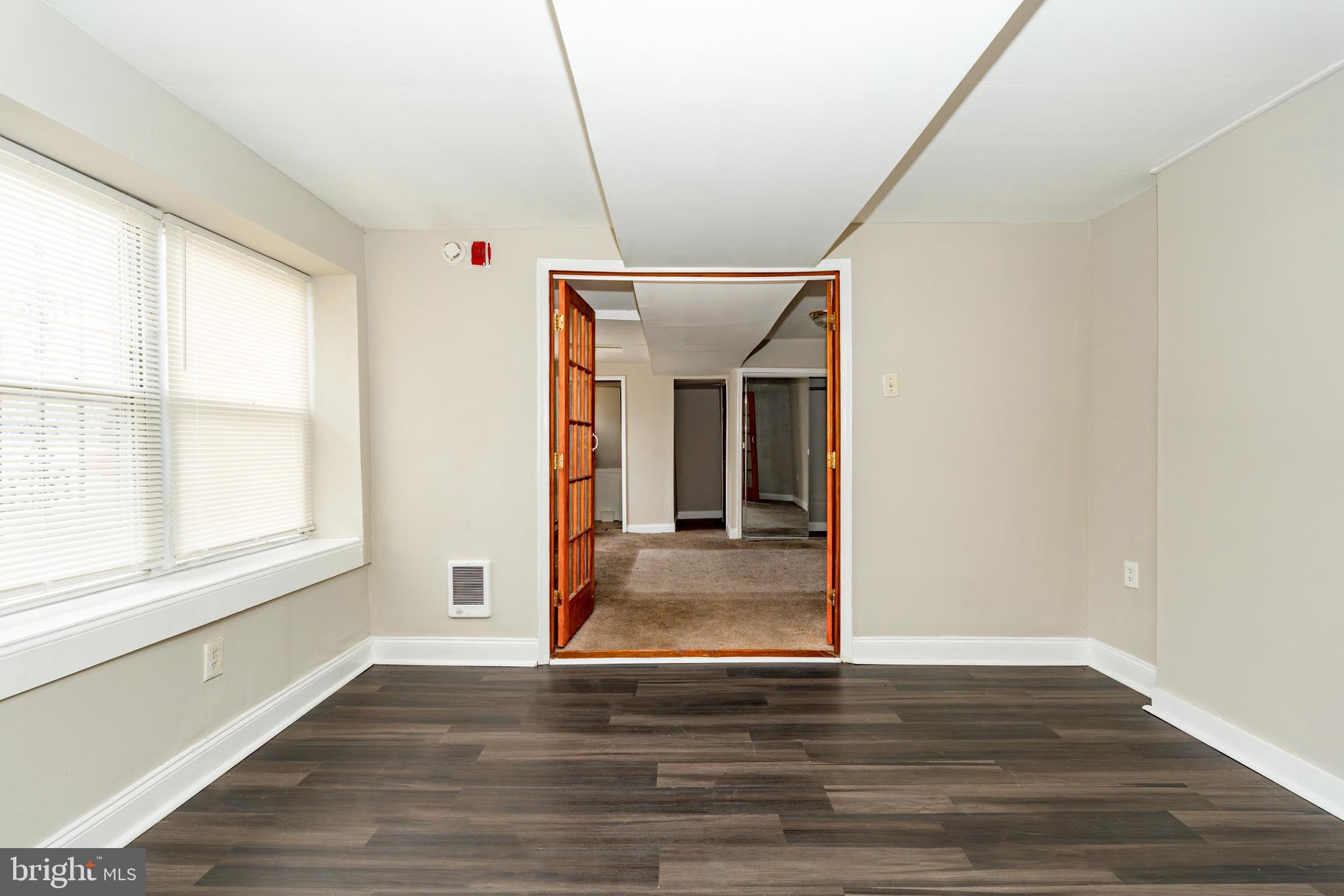 COBBS CREEK - Residential Lease