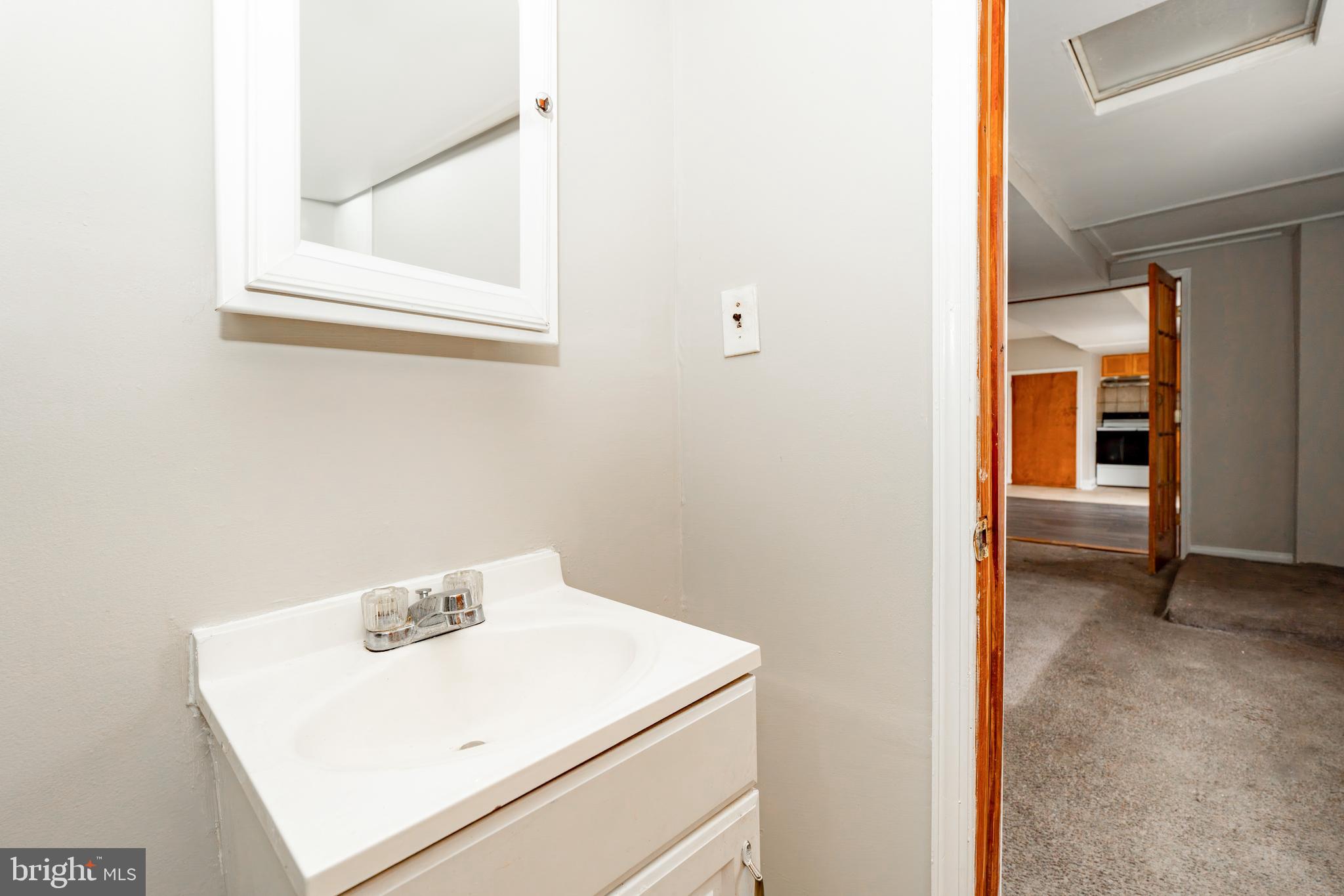 COBBS CREEK - Residential Lease