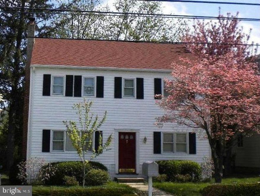 Bring your tool box , this home  is ready for your finishing touches.  Spacious and open first floor nice level back yard.  Upper level features 3 bedrooms, 2 full baths and a loft. Open house cancelled