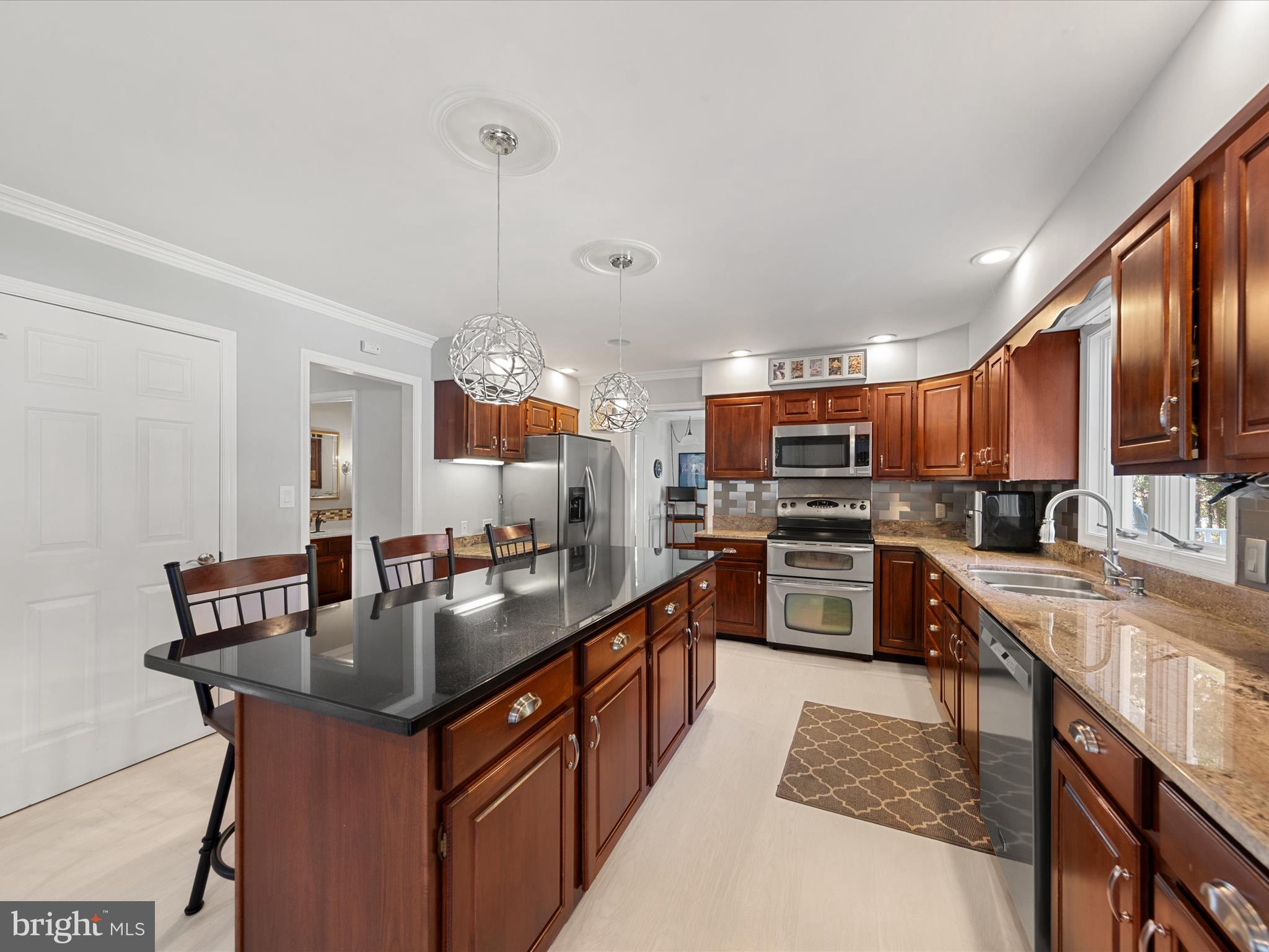 FOXCHASE - Residential