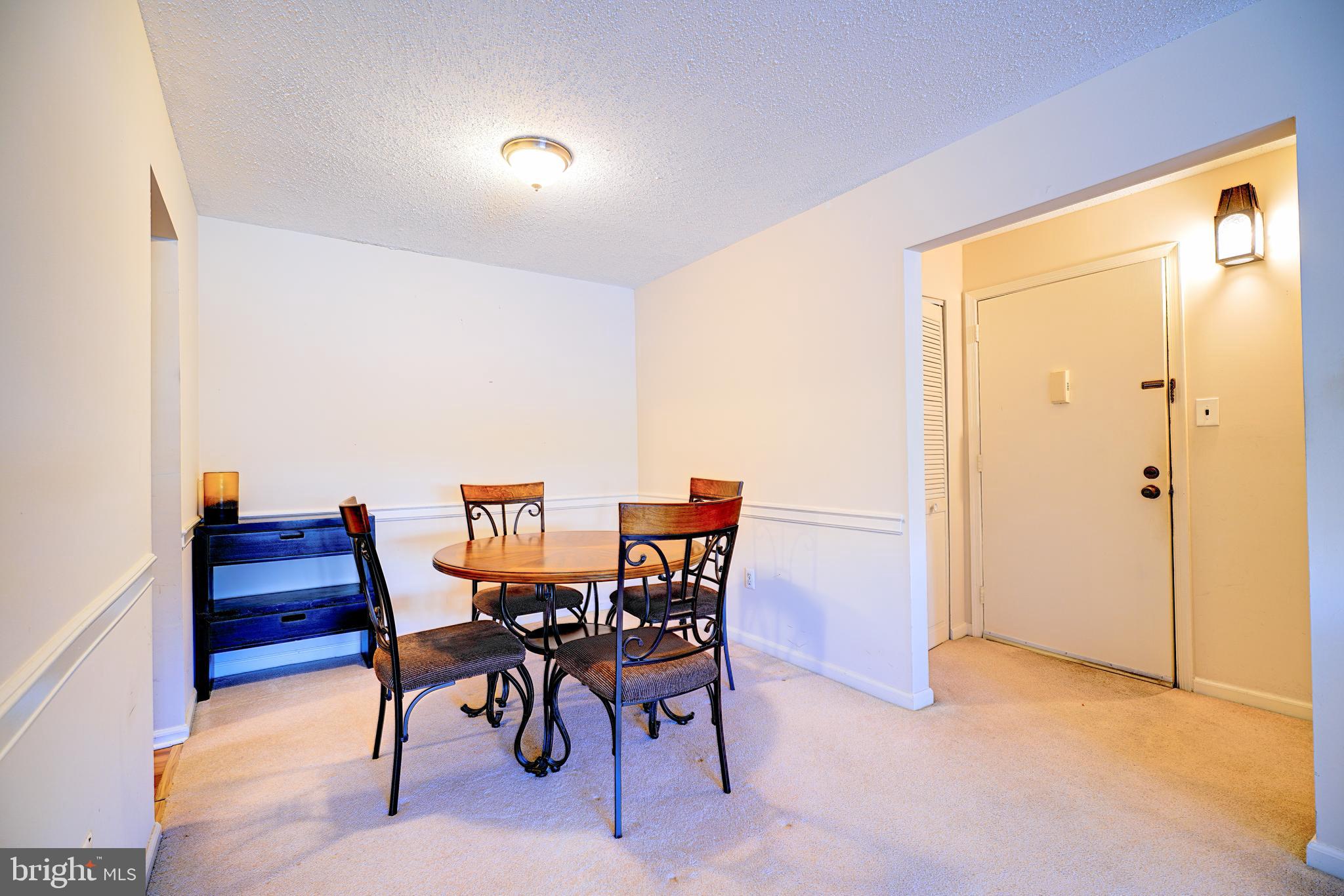 143 RIVERSEDGE DRIVE CONDO 143